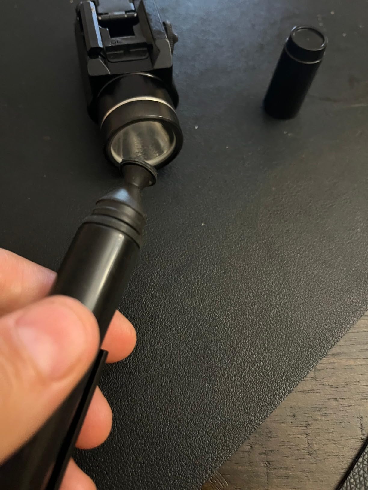 Vortex Optics Lens Cleaning Pen | Use with Binoculars, Spotting Scopes, Rangefinders, Monoculars, Riflescopes & Red Dot Sights - Customer Photo 1