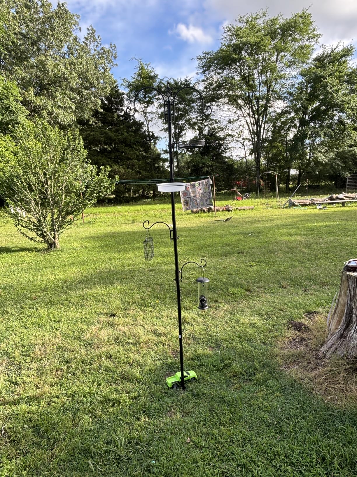 Best Choice Products 91in 4-Hook Feeding Station, Steel Multi-Feeder Kit Stand for Attracting Wild Birds w/ 2 Bird Feeders, Mesh Tray, Bird Bath, 4-Prong Base - Black Customer Review Best Choice Products 91in 4-Hook Feeding Station, Steel Multi-Feeder Kit Stand for Attracting Wild Birds w/ 2 Bird Feeders, Mesh Tray, Bird Bath, 4-Prong Base - Black - Customer Photo 1
