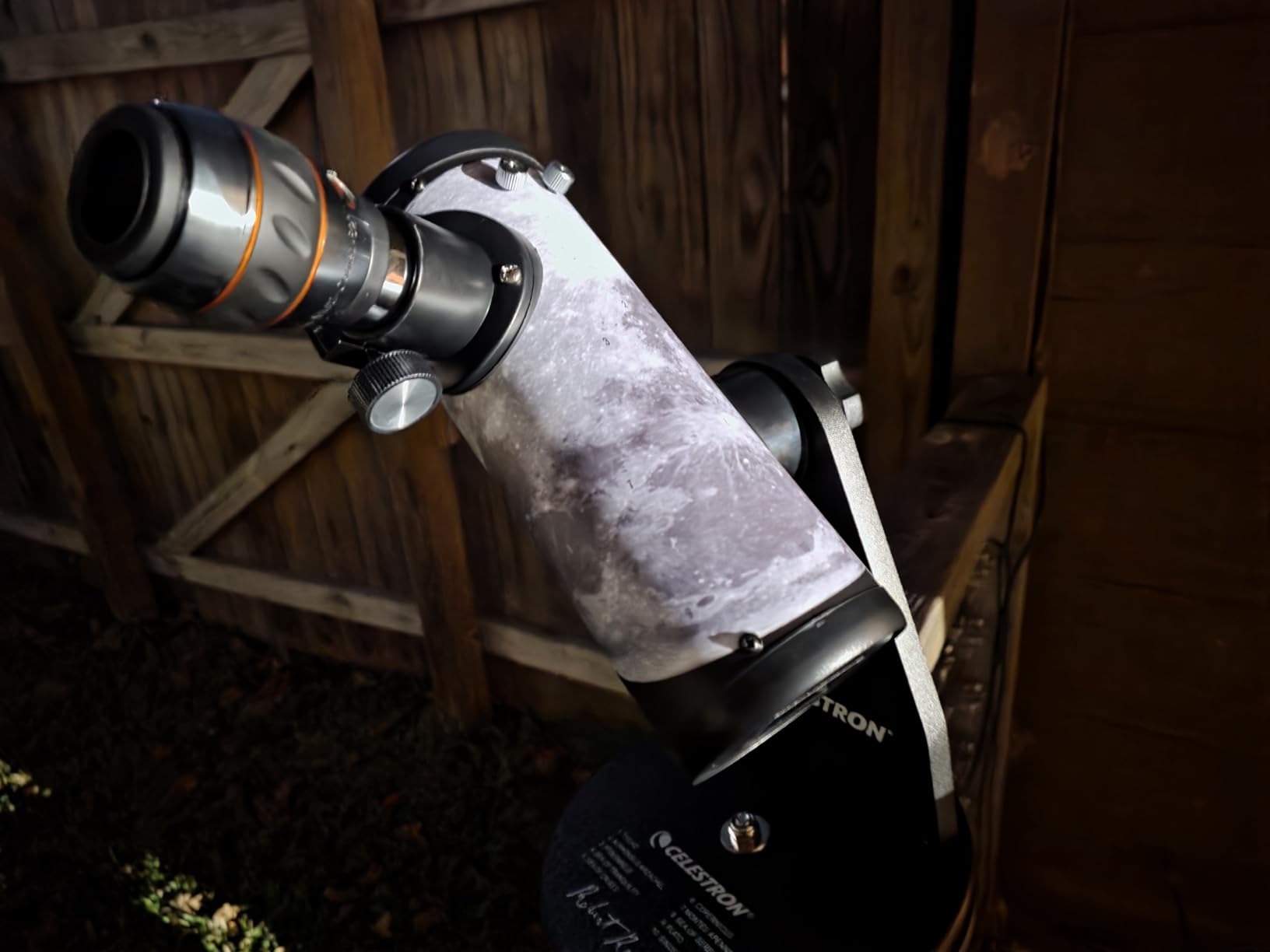 Celestron Signature Series Moon by Robert Reeves Features A Superb Moon Astronomical Telescope, Black (22016) Customer Review Celestron Signature Series Moon by Robert Reeves Features A Superb Moon Astronomical Telescope, Black (22016) - Customer Photo 1
