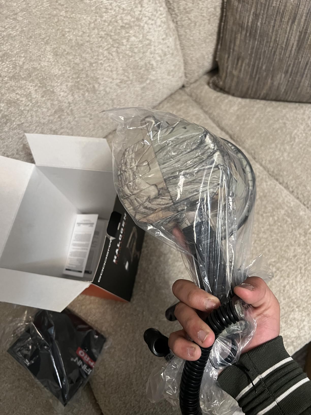 GOODSMANN Spotlight Hunting Camo Portable Handheld Spotlights 1500 Lumen Realtree Xtra Halogen Boat Corded 12V Plug-in Spot Light Outdoor with Oxford Bag Tactic Pro H102-01 - Customer Photo 1