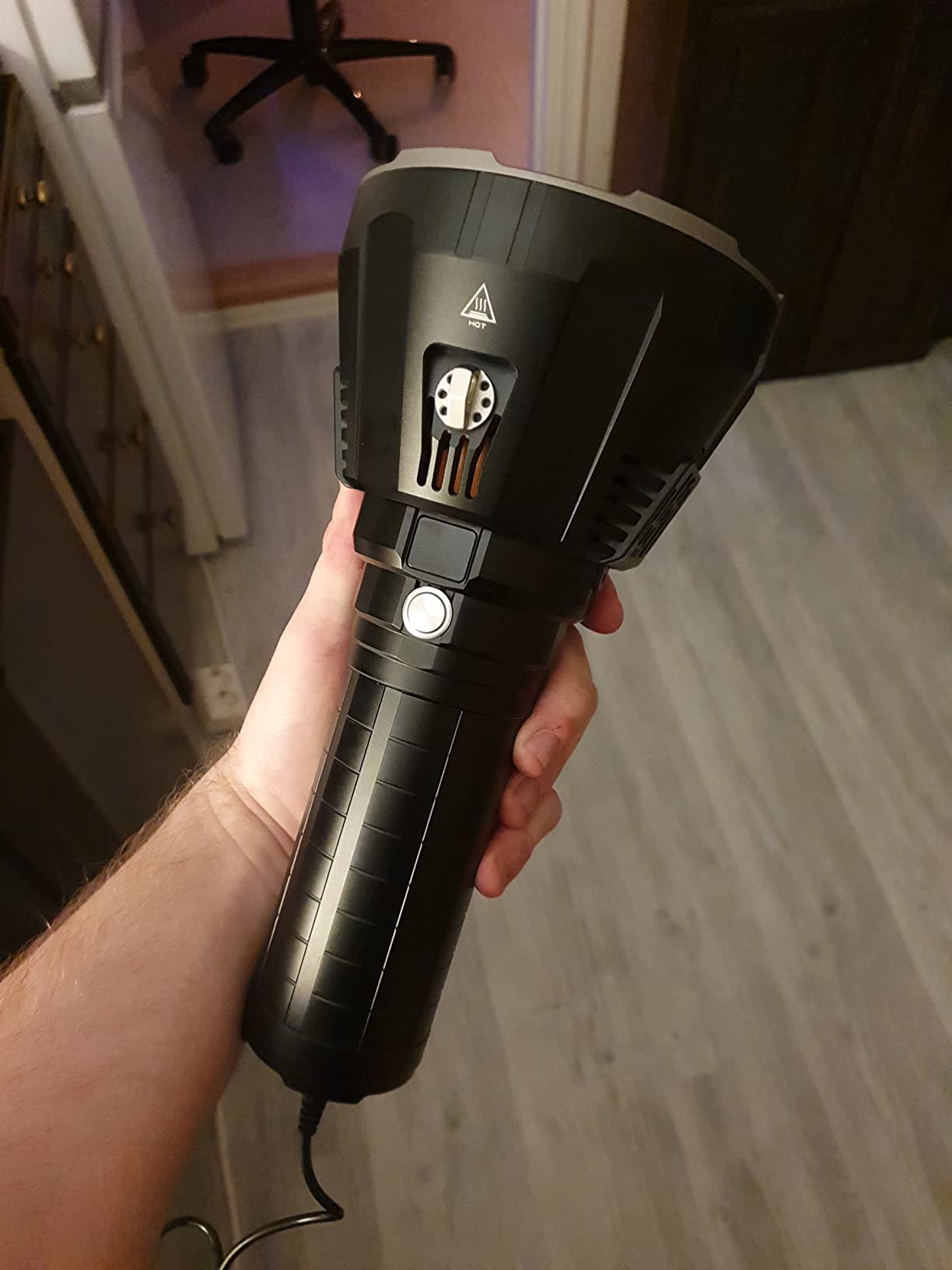 IMALENT MS18 100000 Lumens LED Flashlight Powerful Tactical Flashlights with OLED Display, Brightest Flashlight Waterproof for Outdoors Emergency Working (Warm Light) - Customer Photo 1