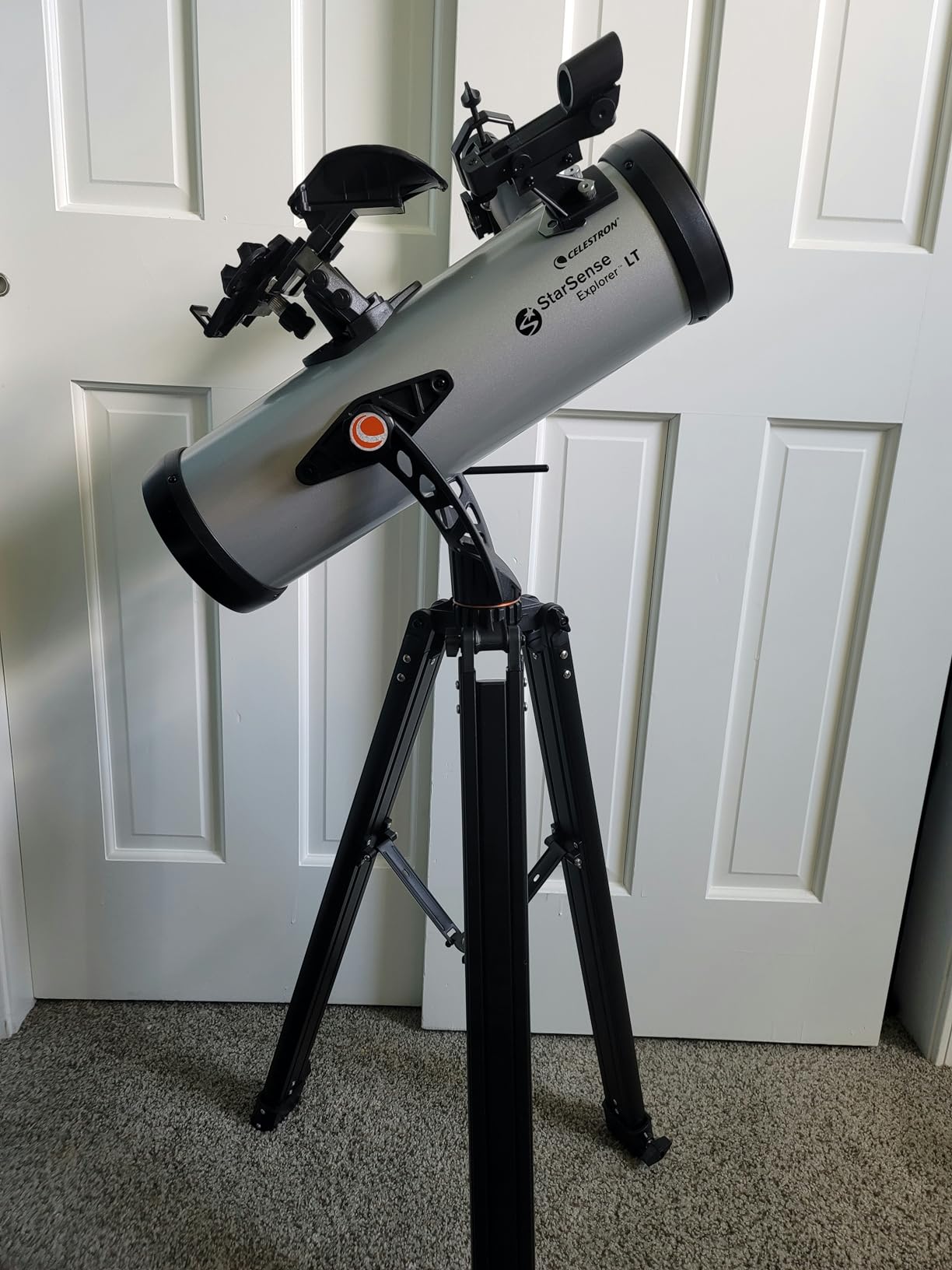 Celestron StarSense Explorer LT 114AZ Newtonian Smartphone Guided Telescope | Smartphone App Sky Navigation, Manual Reflector Telescope, Beginner Deep-Sky Telescope, Bright Celestial Views, Portable customer photo 2