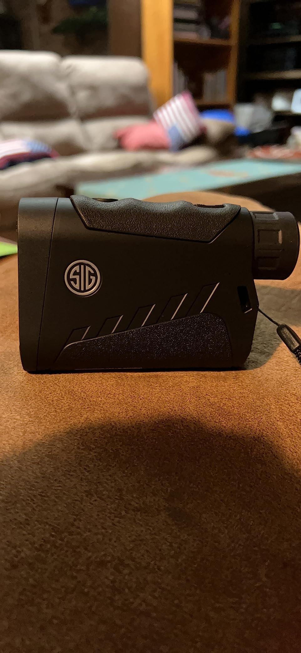 Sig Sauer Buckmasters 1500 6x22mm Red LED Waterproof Hunting Laser Rangefinder Monocular Customer Review Sig Sauer Buckmasters 1500 6x22mm Red LED Waterproof Hunting Laser Rangefinder Monocular - Customer Photo 3