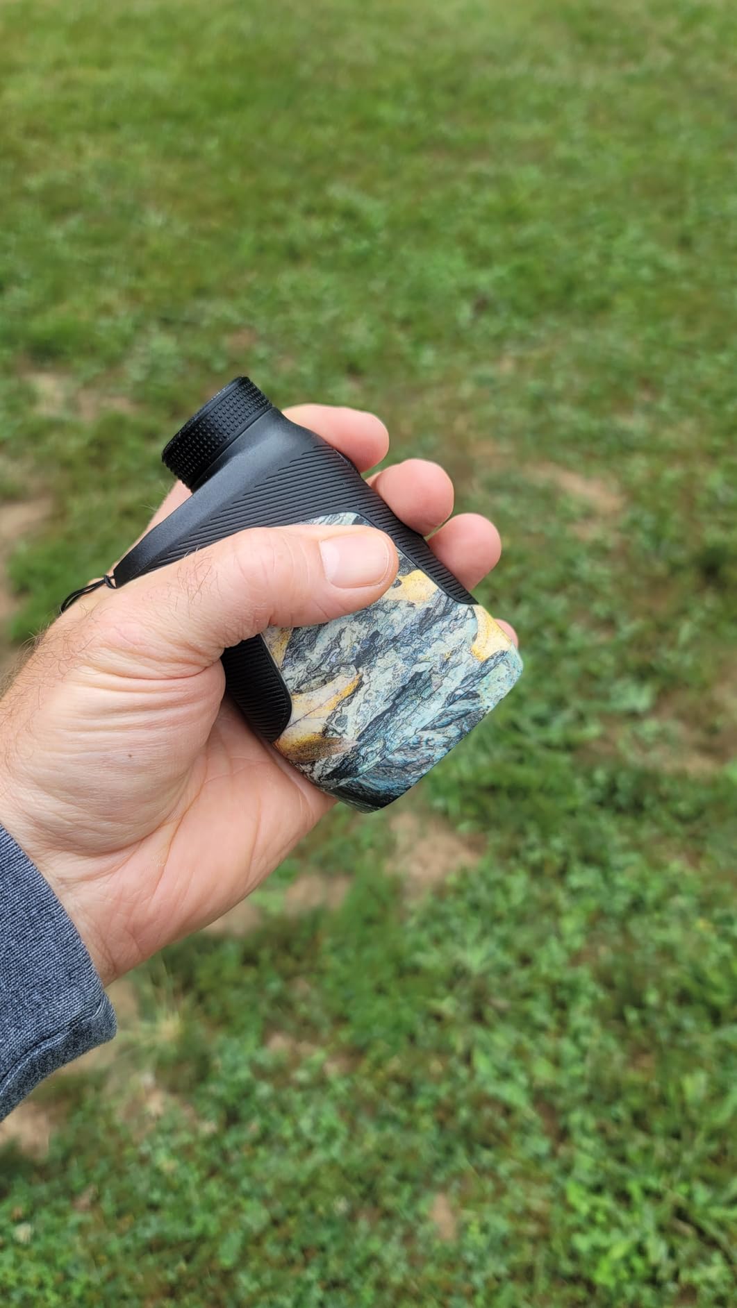 TIDEWE Hunting Rangefinder, Rechargeable Camo Laser Range Finder 700/1000Y | 6X Magnification Range Finder, Distance/Angle/Speed/Continuous Scan Modes customer photo 2
