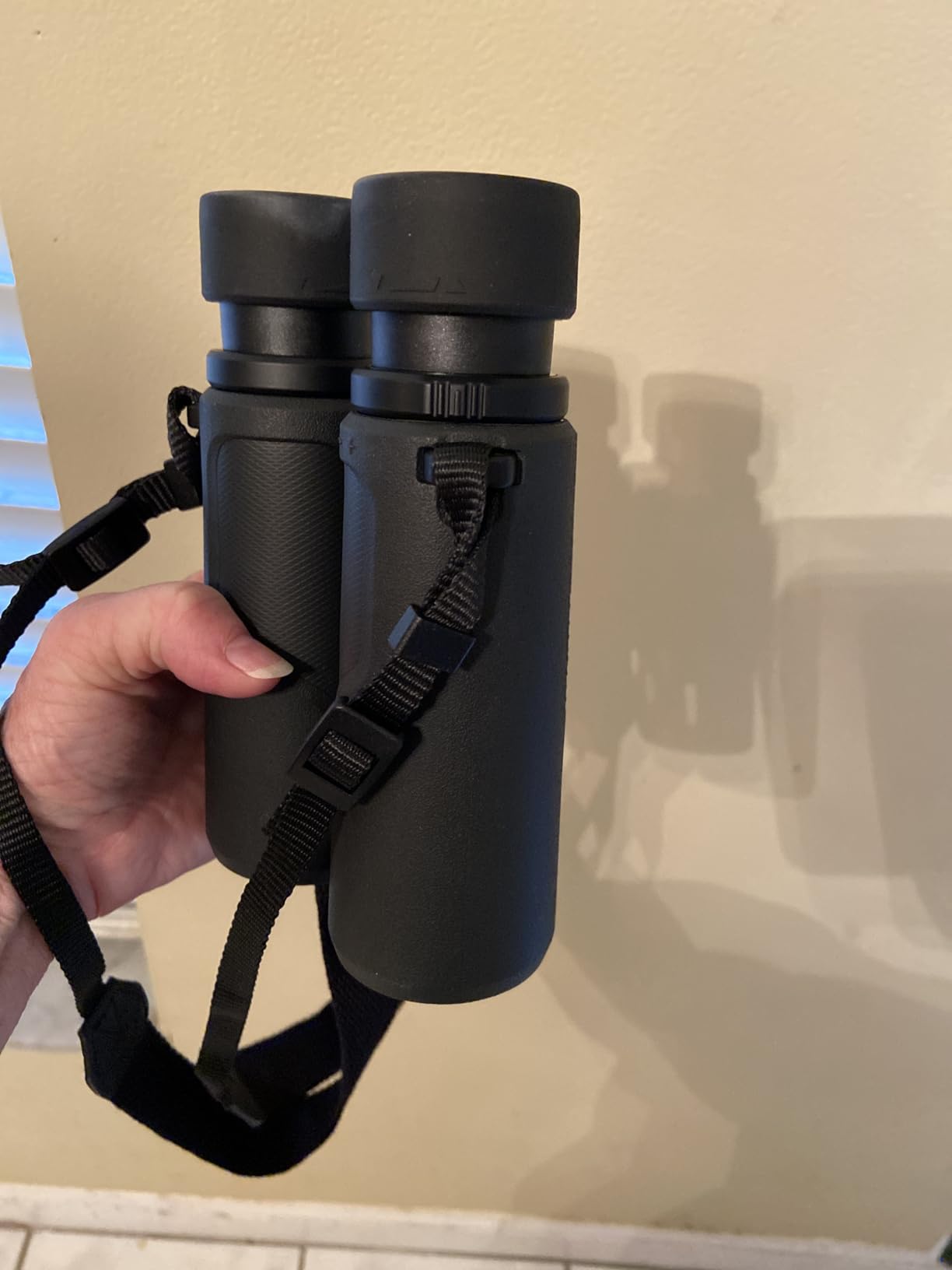 Nikon PROSTAFF P3 10x30 Binocular | Waterproof, fogproof, Rubber-Armored Compact Binocular, Wide Field of View & Long Eye Relief | Official Nikon USA Model Customer Review Nikon PROSTAFF P3 10x30 Binocular | Waterproof, fogproof, Rubber-Armored Compact Binocular, Wide Field of View & Long Eye Relief | Official Nikon USA Model - Customer Photo 1