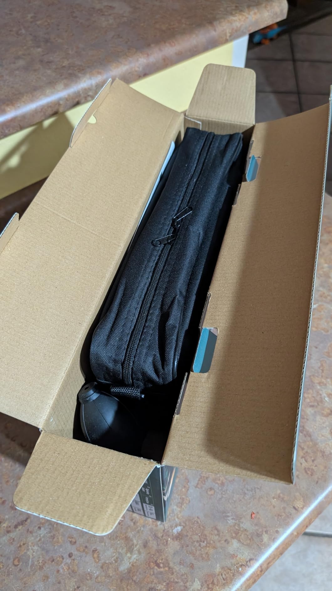 Gosky 20-60x65 Spotting Scope with Full Size Tripod, Phone Adapter, Controller and Cleaning Kit, Spotting Scope for Bird Watching, Wildlife Viewing Customer Review Gosky 20-60x65 Spotting Scope with Full Size Tripod, Phone Adapter, Controller and Cleaning Kit, Spotting Scope for Bird Watching, Wildlife Viewing - Customer Photo 1