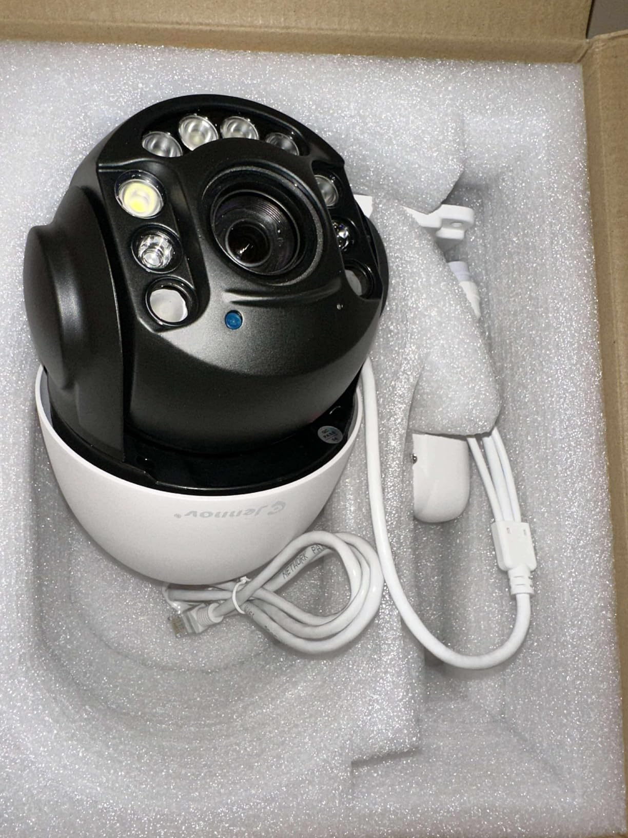 Jennov 6MP PoE IP Camera Outdoor with Pan Tilt 20X Optical Zoom, 360 Speed Dome PTZ Security Camera with 160ft IR Night Vision, Spotlights Color Night Vision, Human Detection, Onvif Compatible Customer Review Jennov 6MP PoE IP Camera Outdoor with Pan Tilt 20X Optical Zoom, 360 Speed Dome PTZ Security Camera with 160ft IR Night Vision, Spotlights Color Night Vision, Human Detection, Onvif Compatible - Customer Photo 1