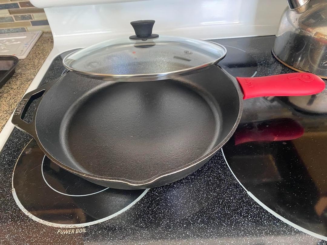 Lodge Seasoned Cast Iron Skillet 12 Inches - Quality Frying Pan for the Stove, Oven, Grill & Campfire - Includes Silicone Hot Handle Holder - Non-Toxic, Nonstick & Long-Lasting customer photo 2