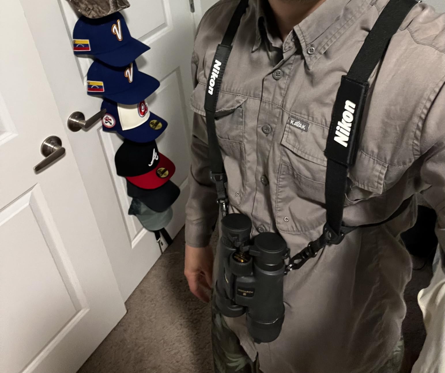 Nikon 6121 PROSTAFF Bino Harness, Black | Elastic shoulder strap system with quick-release connections for birdwatching, hiking and wildlife observation customer photo 2