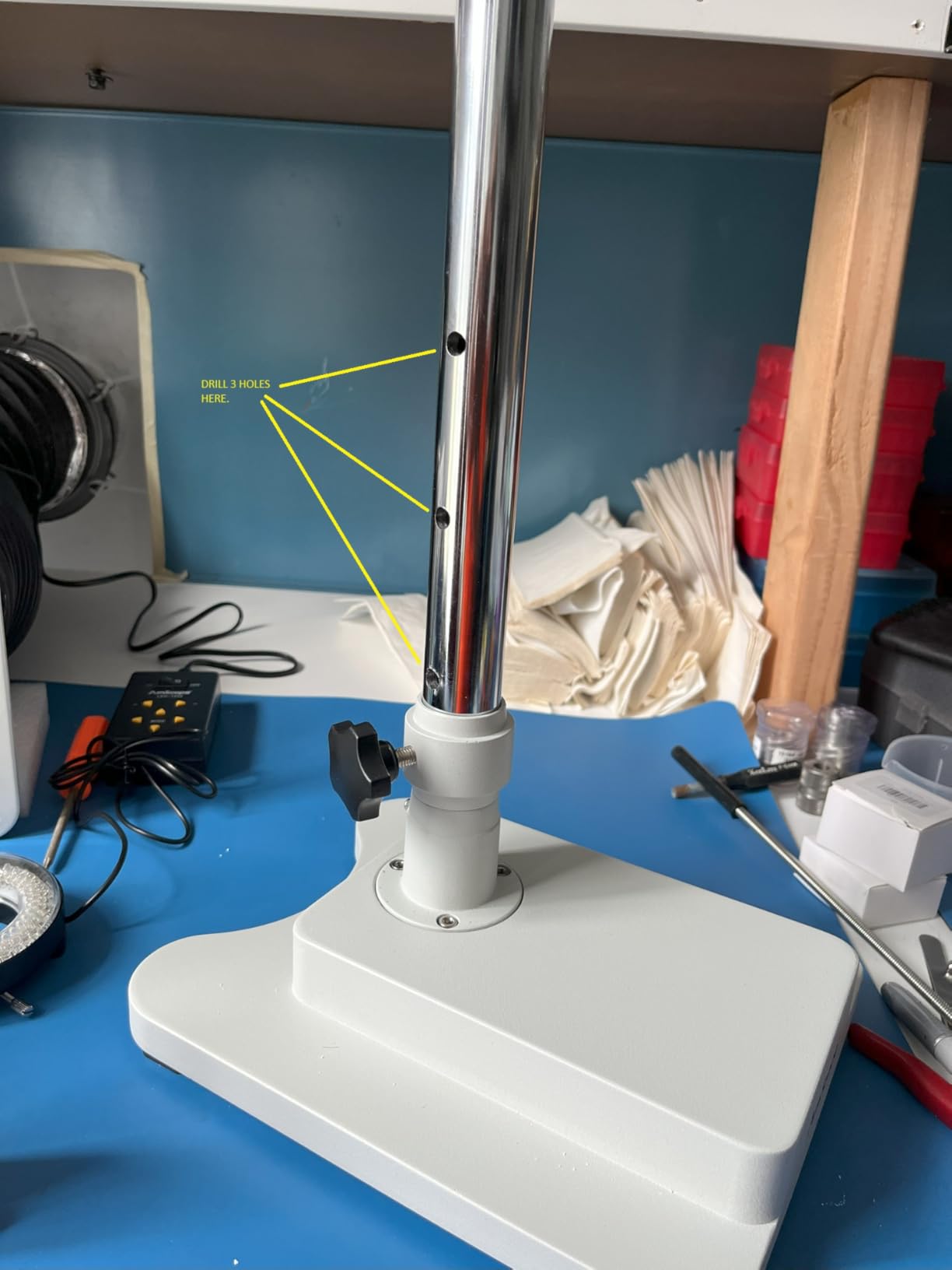 AmScope SM-4TZ-144A Professional Trinocular Stereo Zoom Microscope, 3.5X-90X Magnification, Four-Zone LED Ring Light, Double-Arm Boom Stand customer photo 1
