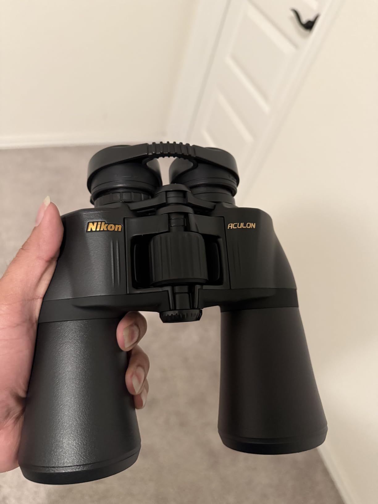 Nikon ACULON A211 16x50 Binocular | Multilayer coating, Porro prism Binocular with turn and slide eyecups, Tripod Adaptable | Official Nikon USA Model | 16x Magnification, 50mm Objectives, Multi-Coated Eco-Glass Optics, Tripod Adapter Included, Fold-Down Eyecups customer photo 1