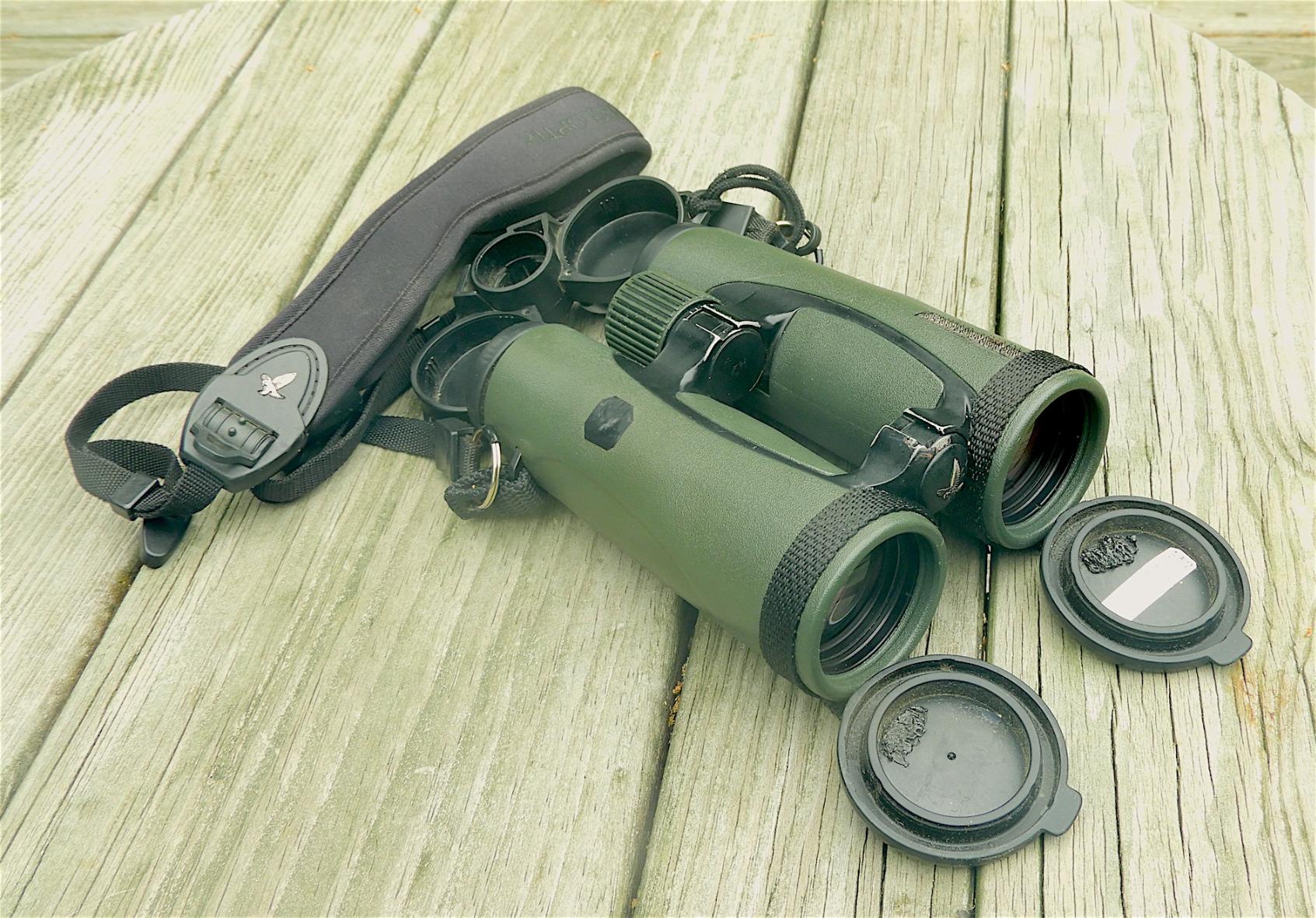 Swarovski EL 10x42 Binocular with FieldPro Package, Green customer photo 1
