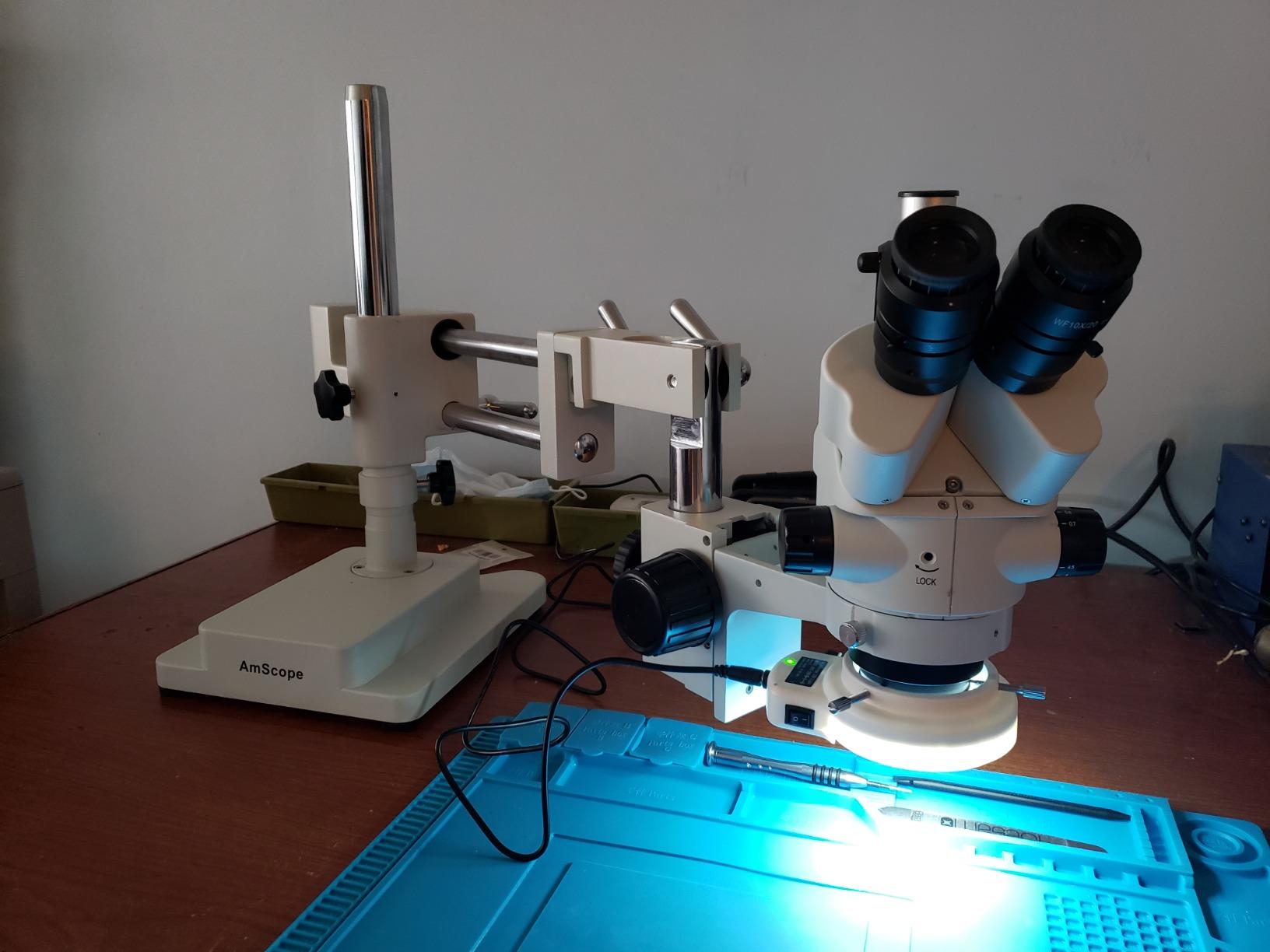AmScope SM-4NTP 45X Simul-Focal Trinocular Stereo Zoom Microscope on Dual Arm Boom Stand, 7X-45X Magnification Range customer photo 2