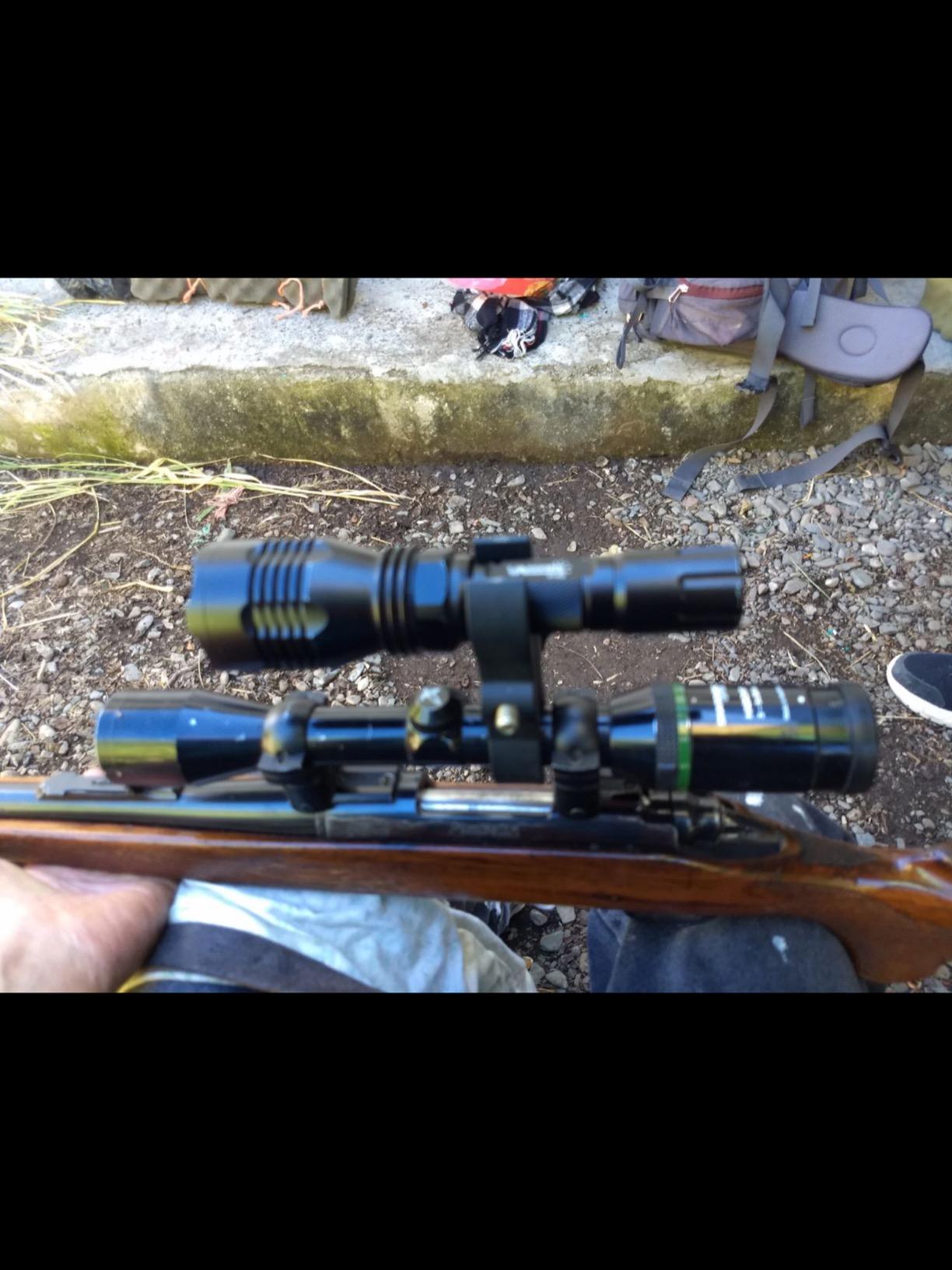 VASTFIRE Predator Light with Interchangeable (Red, Green, White) LED Hunting Flashlight with Scope Mount for Hog Coyote Coon Bobcat Raccoon Varmint Rabbit Night Hunting customer photo 1
