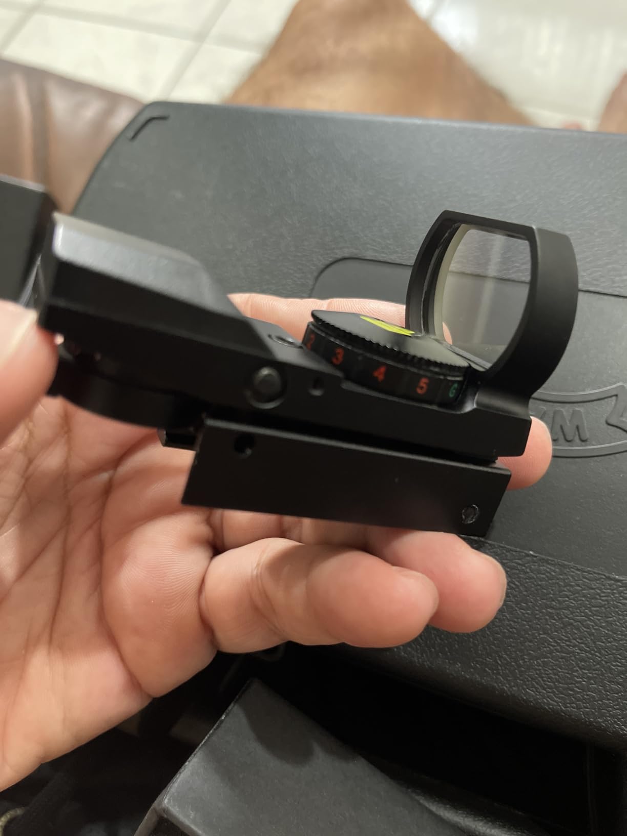 EZshoot Red Green Dot Sight Reflex Sight, 4 Adjustable Reticle Red Dot customer photo 1