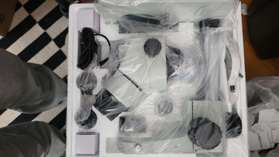 SWIFT Trinocular Stereo Zoom Microscope with 56-Bulb LED Ring Light, 3.5X-90X Magnification, WF10X Eyepieces, 0.7X-4.5X Zoom Objective, 0.5X & 2.0X Additional Objectives, Table Pillar Stand customer photo 1