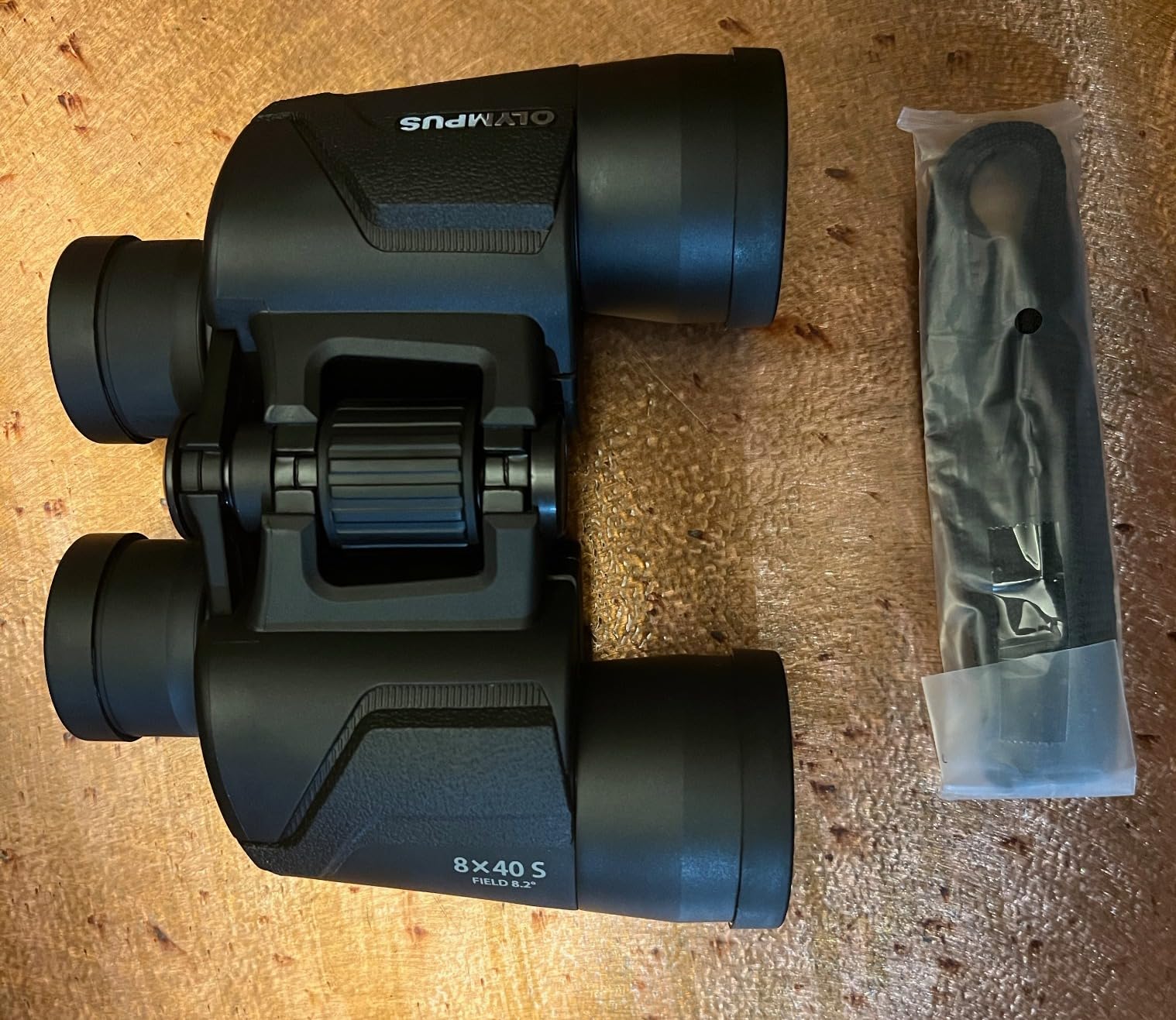 Olympus 8 x 40 S Standard Binoculars customer photo 1