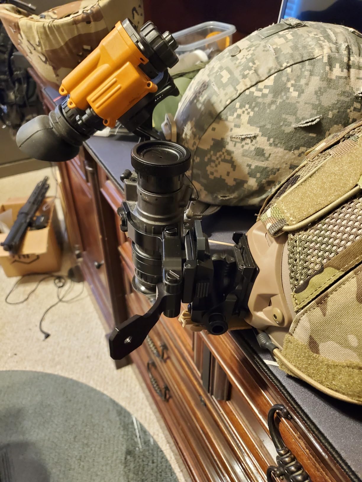 Night Vision Goggles NVG Mount for L4G24 Metal Helmet Mount, Rhino Mount Full Metal Tactical Helmet Mount CNC PVS15/18 Sand Color customer photo 1