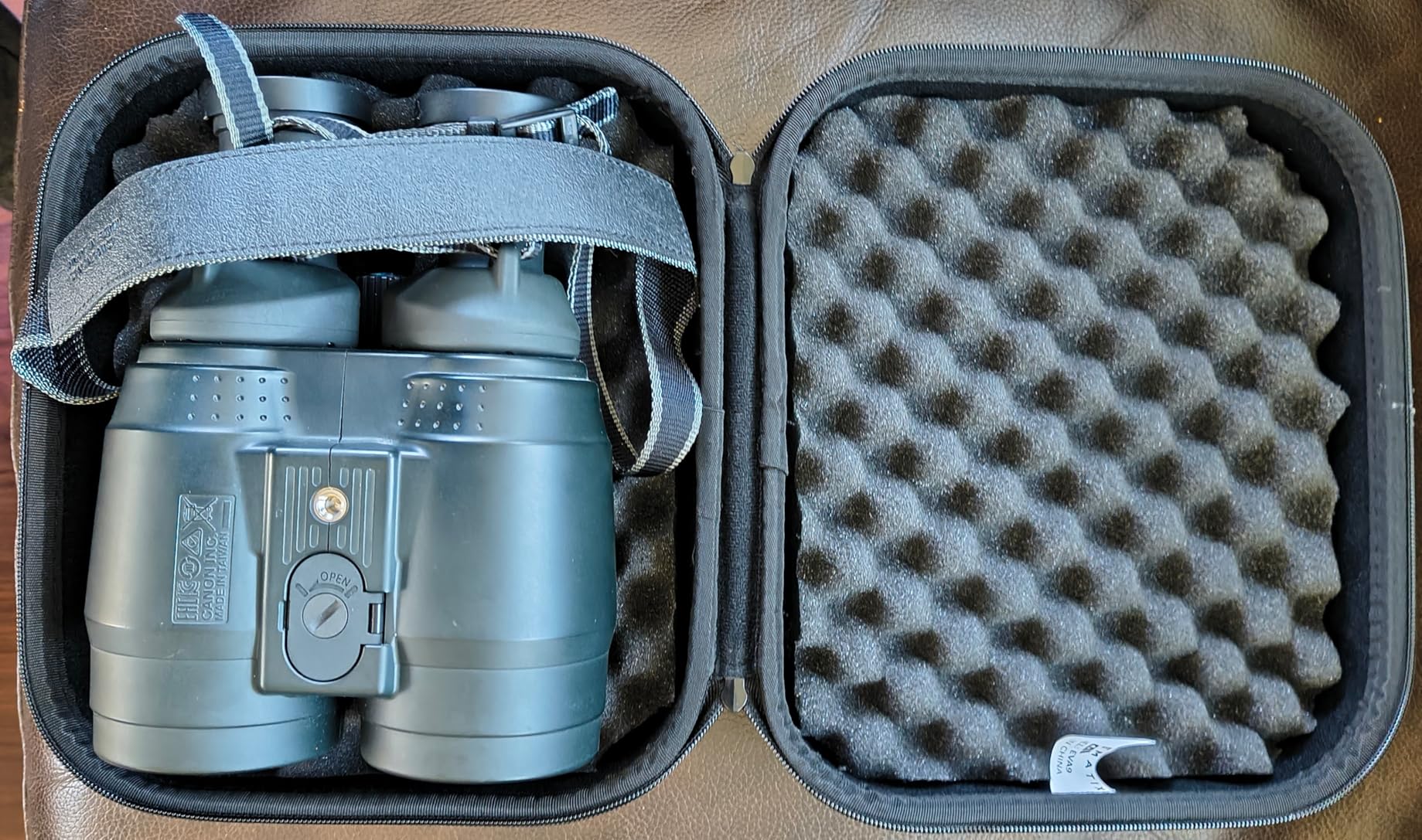 CASEMATIX Binocular Case with Impact-Absorbing Foam Interior customer photo 2