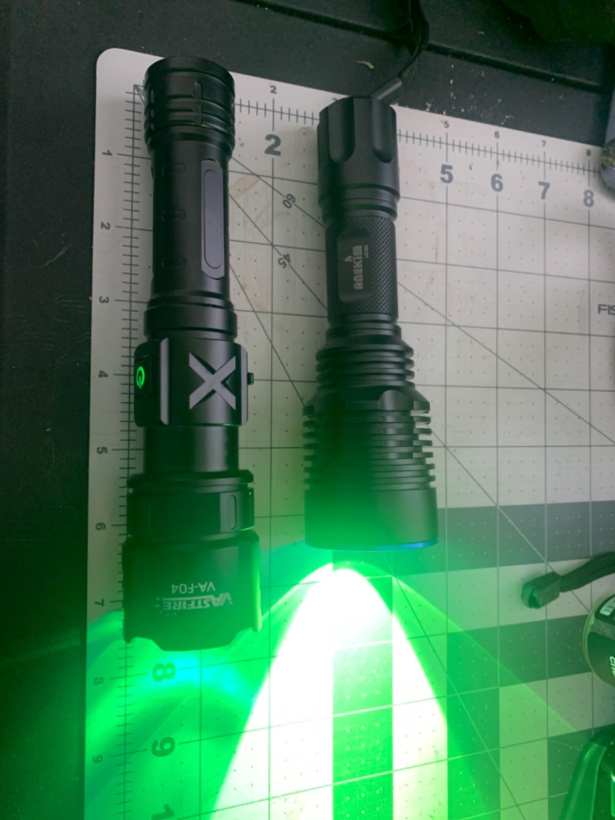 UC20 Green Hunting Light Flashlight kit | 1586 Yards 2000 High Lumens Green LED Light, Picatinny Mount, Pressure Switch, Long Distance Night Hunting Gifts for Men customer photo 1