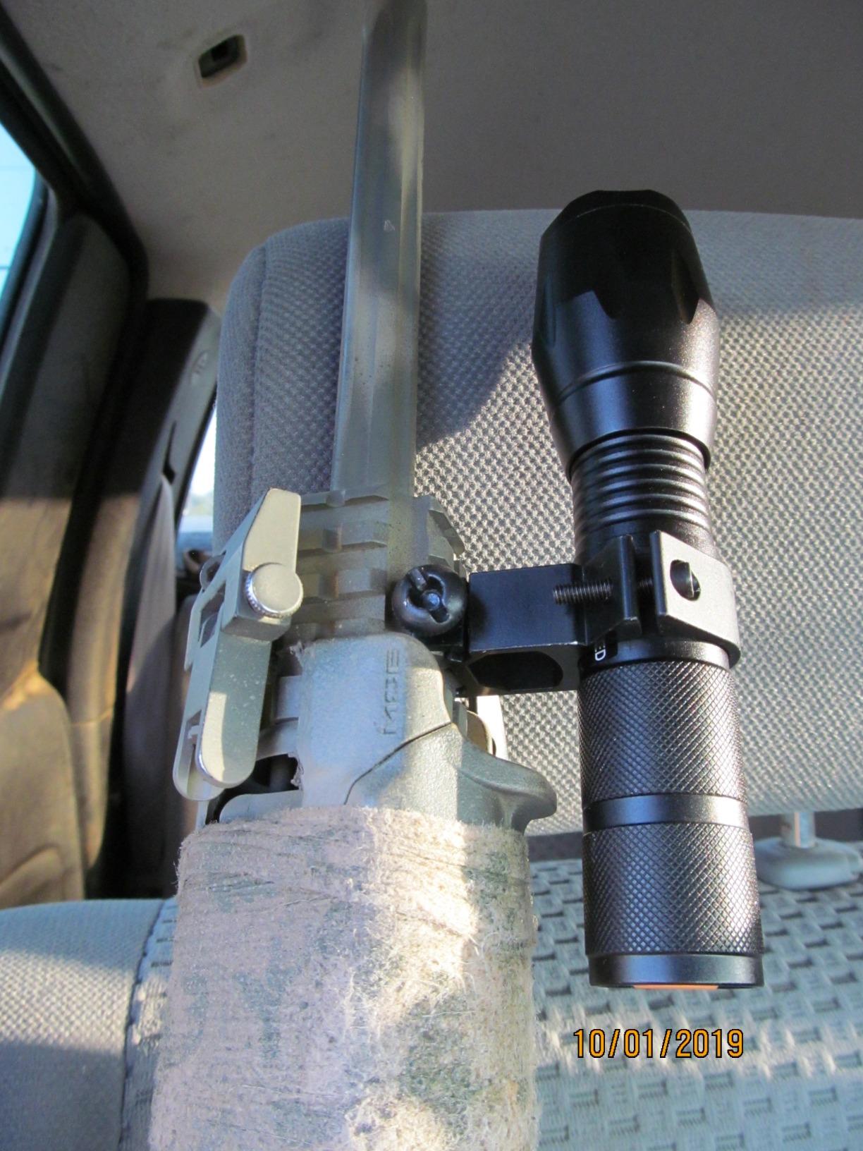 VASTFIRE USB-C Rechargeable Green Flashlight Zoomable 1000 Yard Pressure Switch Scope Rail Mount Hogs Predators Night Hunting (30) customer photo 1