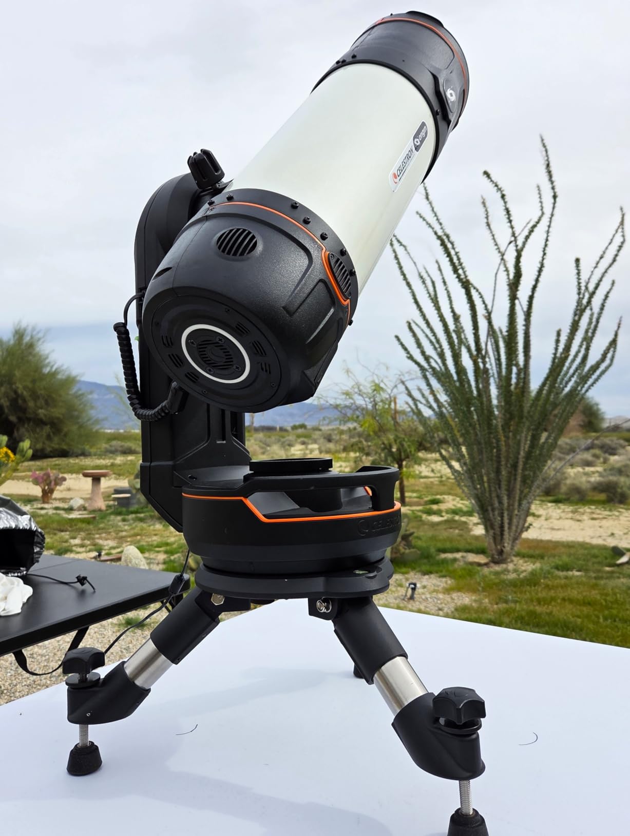 Celestron Tabletop Tripod for NexStar SE, NexStar Evolution & Origin | Grab-and-Go Convenience, Sturdy Mini Tripod, Ideal for Camping and Travel, Half the Size & Weight, Secure Three-Screw Mount customer photo 1