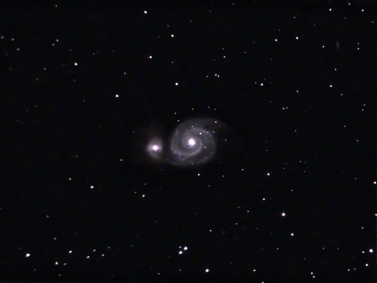 Equinox 2 - UNISTELLAR Smart Telescope (no Eyepiece), 114mm f/4 (450mm) Digital & Computerized, App-Controlled Motorized Alt-Az, Enhanced Vision, Manual Fine Focus, RAW/FITS Export, 64GB, 11h Battery | 114mm f/4 (450mm) Digital, Computerized, App-Controlled Motorized Alt-Az, Enhanced Vision customer photo 1