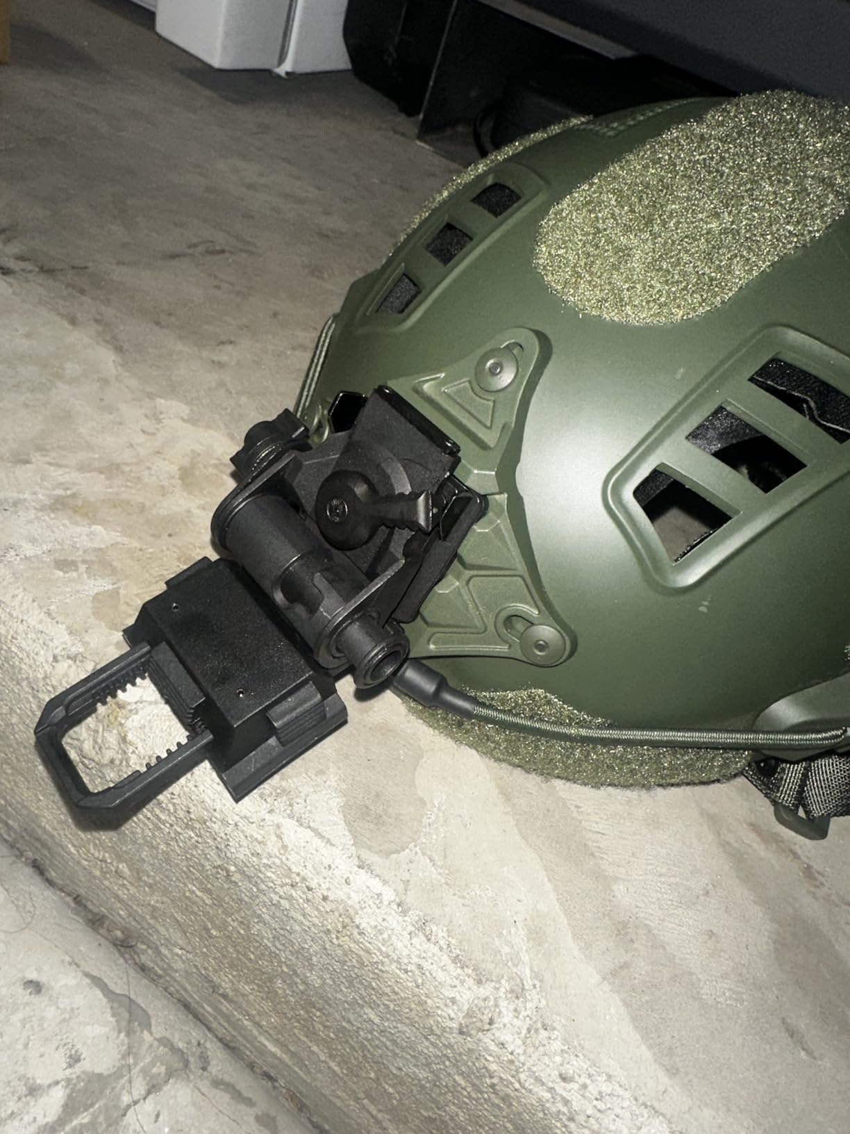 Night Vision Mount, NVG Mount for PVS15/PVS18 GPNVG18, Adjustable L4G24 NVG Mount Tactical Helmet Night Vision Goggle Mount Cosplay Prop customer photo 2