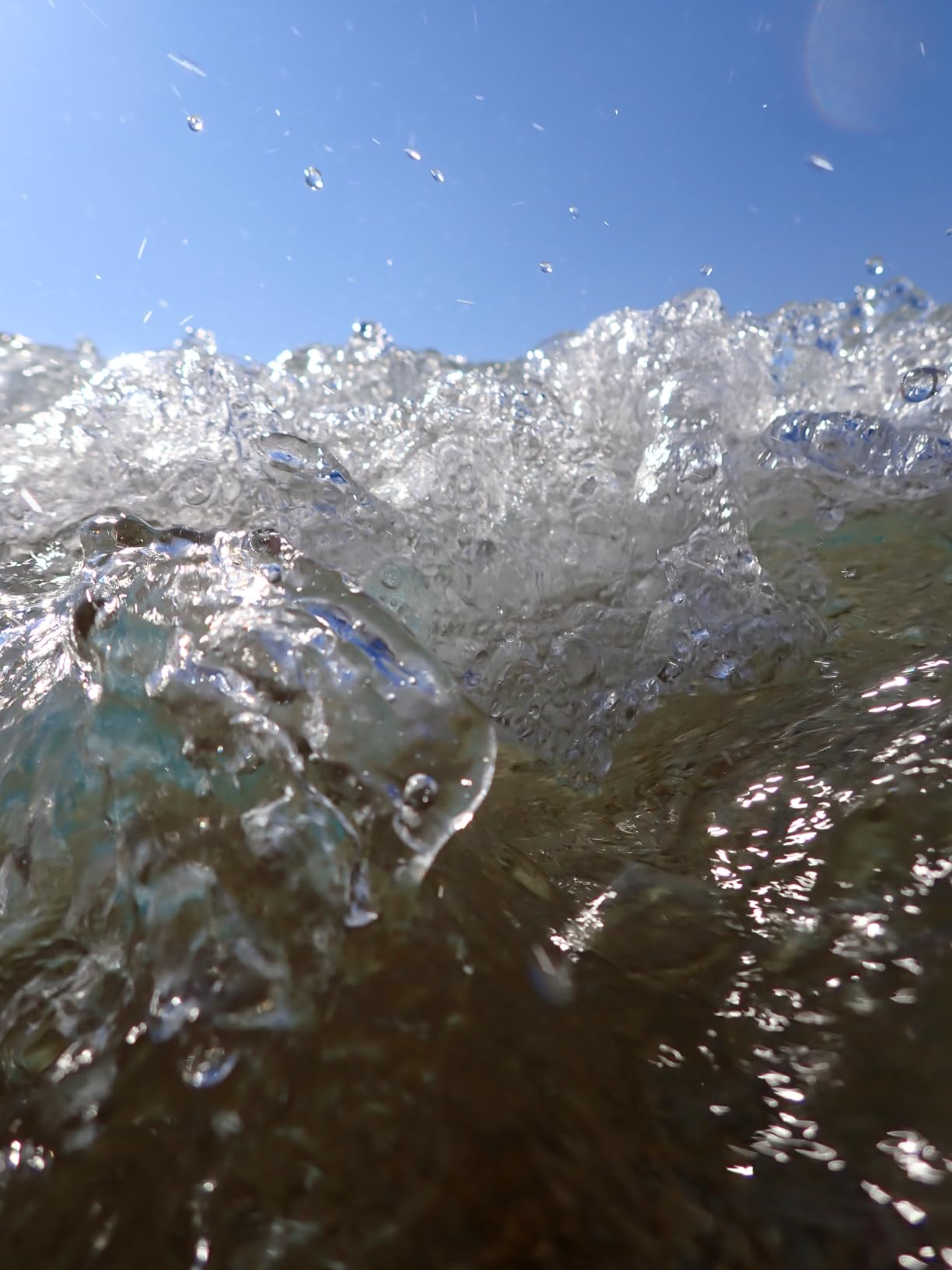 OM System OLYMPUS Tough TG-7 Red Underwater Camera, Waterproof, Freeze Proof, High Resolution Bright, 4K Video 44x Macro Shooting (Successor Olympus TG-6) customer photo 1