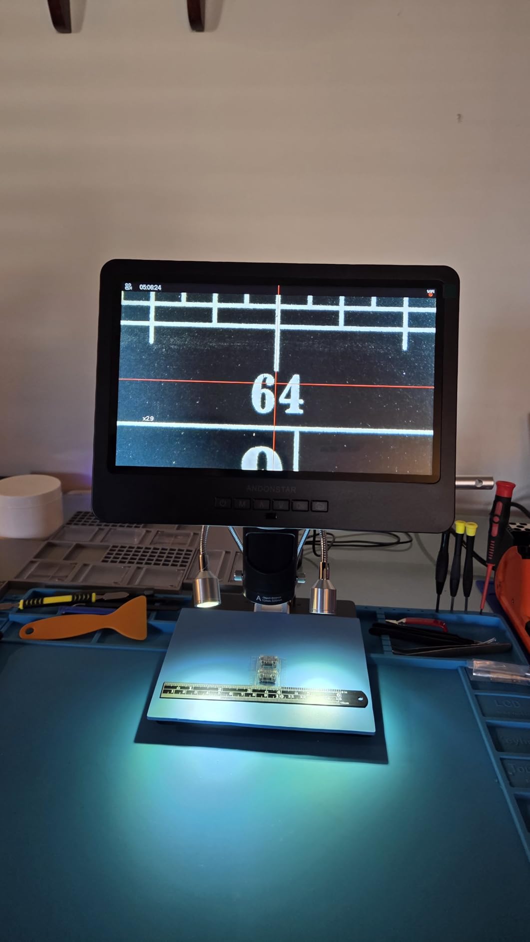 Andonstar AD249S-M Plus 3 Lens 2160P 10.1'' HDMI Digital Microscope 2000x | Soldering Microscope for Electronics Repair, Soldering Station with Helping Hands, Tool Holder, Anti-Static Mat, 32GB Card customer photo 1