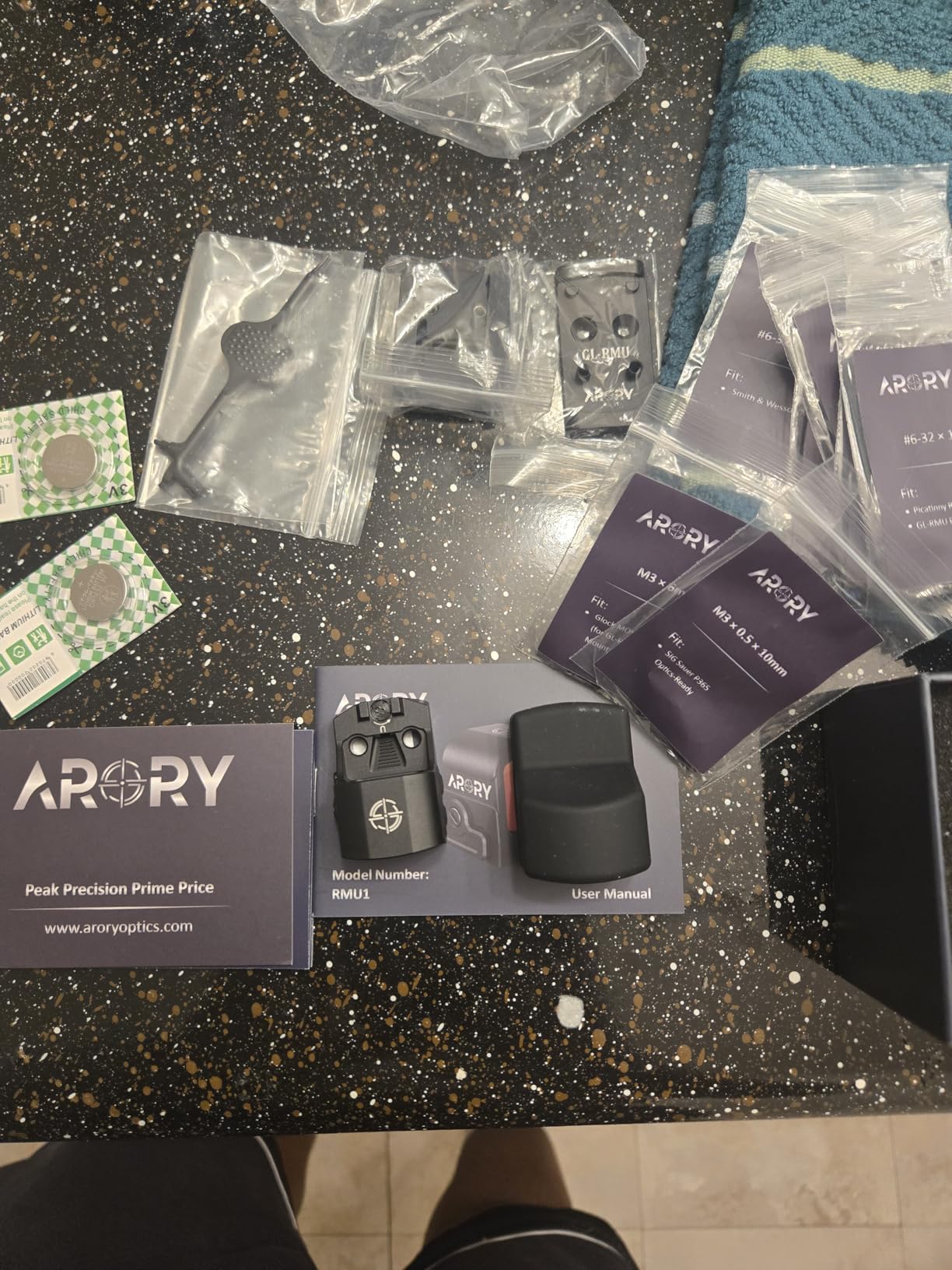 ARORY RMU1 Micro Red Dot Sight for RMSc Footprint Pistols, Multi-Reticle 2 MOA Dot & 32 MOA Circle Reflex Sight, Shake Awake, Side-Loading Battery, 12 Settings, Includes Mounting Adapter Plate customer photo 1