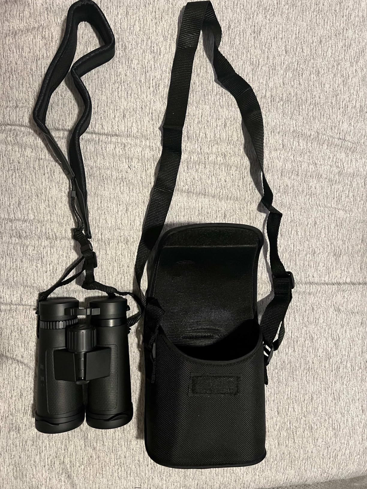 SVBONY Upgraded SV202 10x42 ED Binoculars for Adults 10x High Magnification | Wide Field of View, Extra-Low Dispersion, BAK4 & FMC Optic System, IPX7 Waterproof, Clear, Bright, Distortion Free Low Light customer photo 2