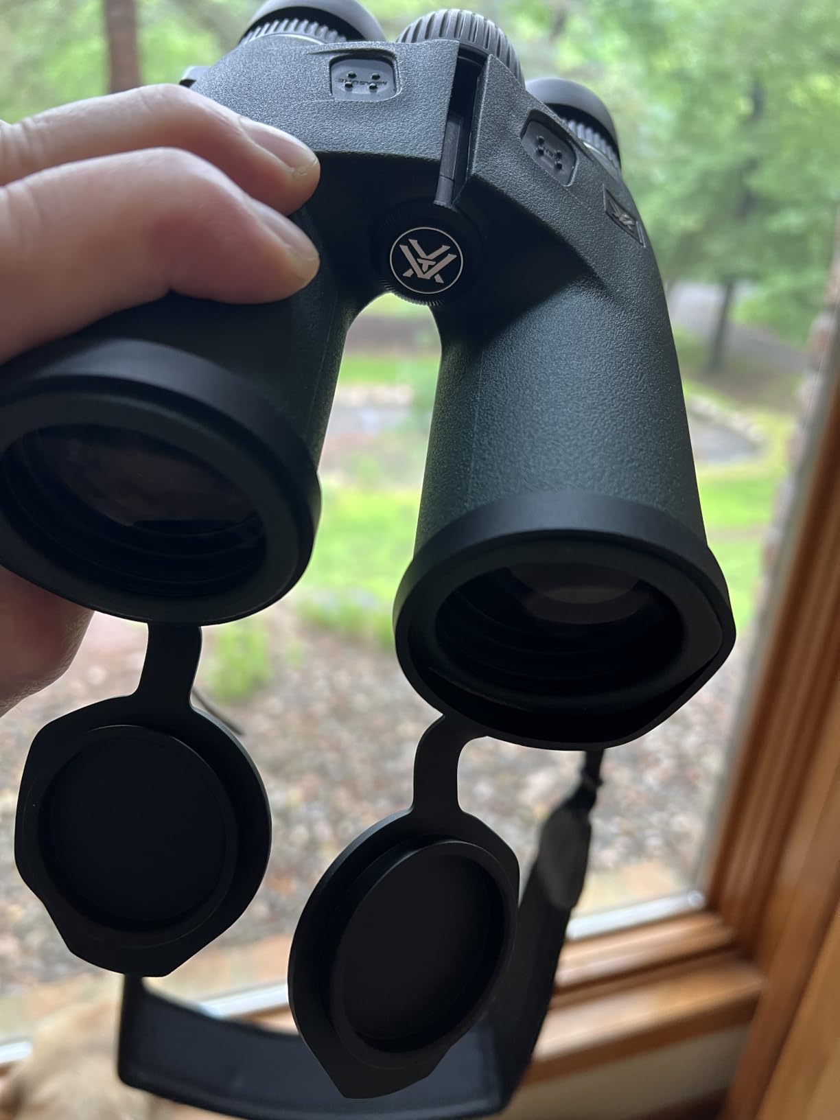 Vortex Ranger HD 3000 10x42 Laser Rangfinding Binoculars | HD Optics, Red OLED Display, Tripod Adaptable, 3000 Yd Max Reflective Range, Glasspak - Unlimited, Unconditional Warranty customer photo 2