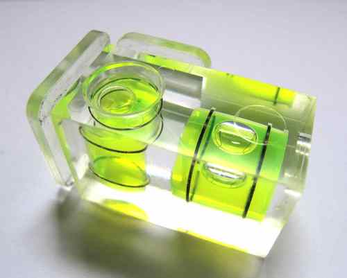 Manfrotto 337 Hot Shoe Bubble Level - 2 Axis | Two-axis bubble level for precise angle adjustment and camera alignment with hot shoe mount customer photo 1