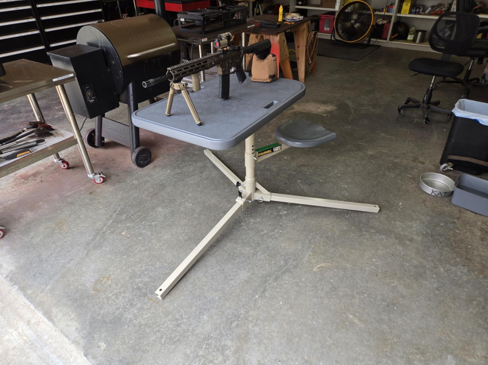 Caldwell Stable Table with Ambidextrous Design, 360 Degree Rotation and Weatherproof Synthetic Top and Seat for Outdoor, Range, Shooting and Cleaning customer photo 1