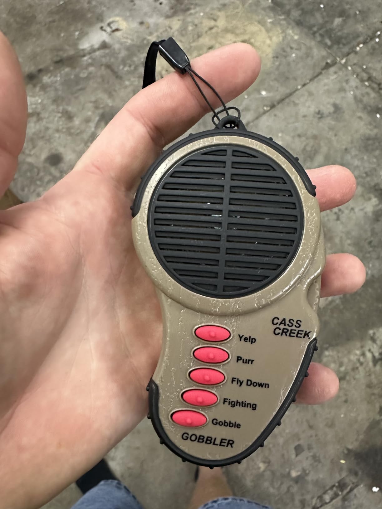 Ergo Call, Handheld Electronic Hunting Call, Compact Design, 5 Authentic Calls in 1, Expert Calls for Everyone customer photo 1