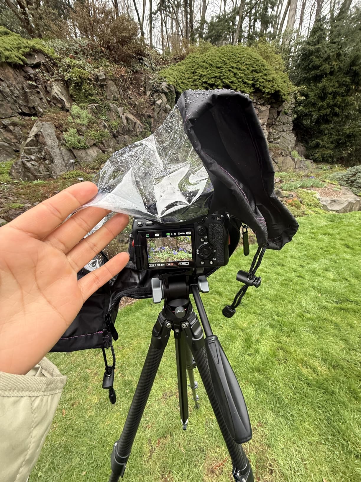 Altura Photo Camera Rain Cover - Professional Waterproof Lens Jacket Cover | Dual Hand Sleeves and Full-Length Zipper - Weather Protector for Canon Nikon Sony Fujifilm DSLR & Mirrorless Cameras customer photo 1