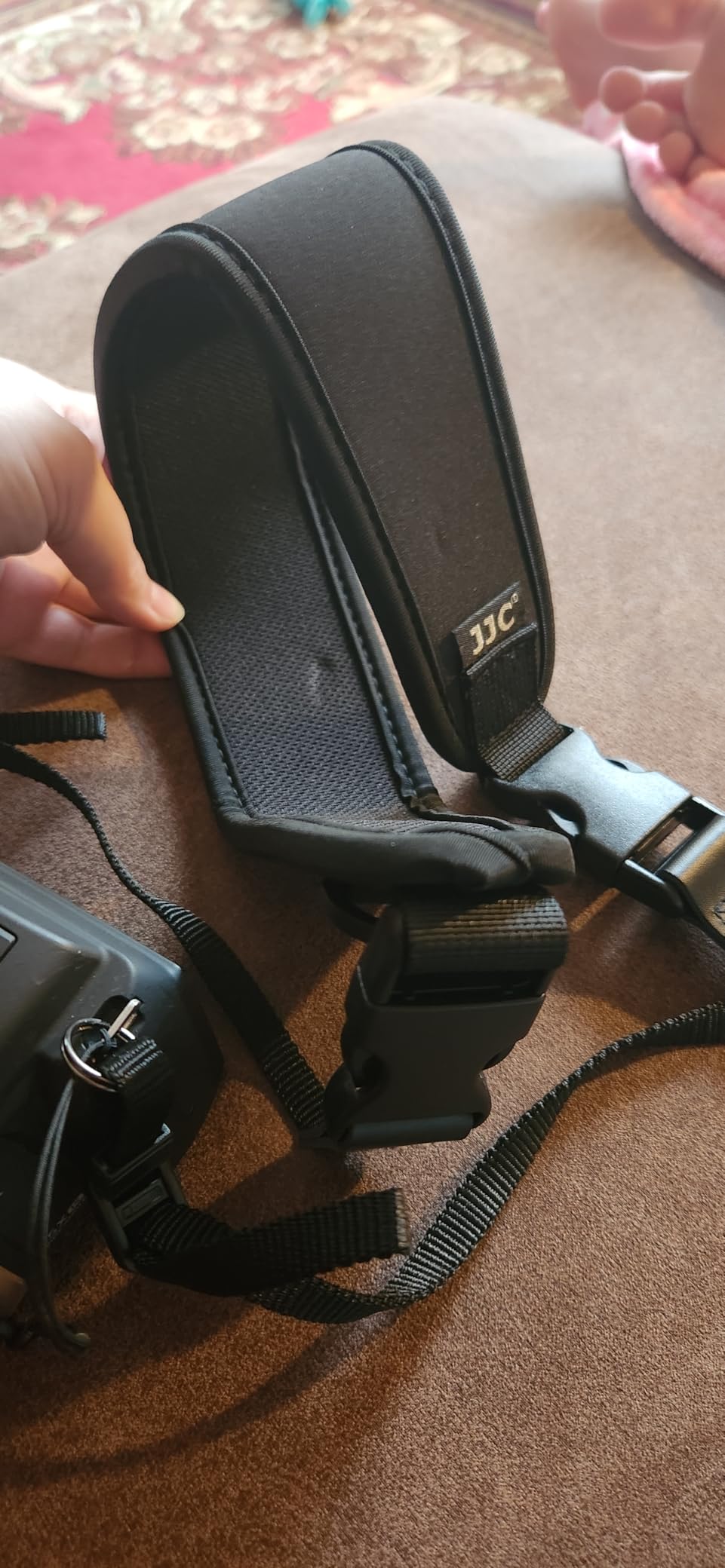 JJC DSLR Camera Neck Strap, Neoprene Shoulder Strap for Canon Nikon Sony | Camera Strap with Quick Release, Adjustable customer photo 2