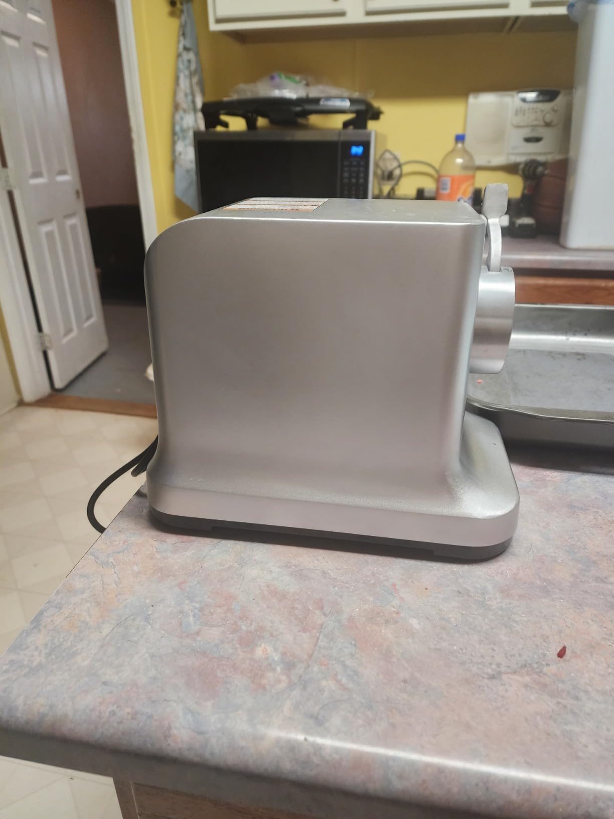 Weston #12 Electric Meat Grinder & Sausage Stuffer | 750 Watt, 1 HP Motor | Grinds 4 lbs Per Minute | Die-Cast Aluminum | 33-1301-W customer photo 1