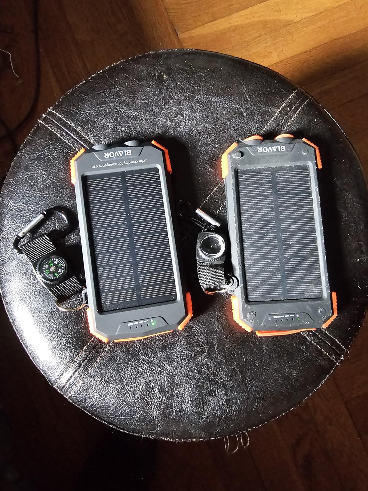 BLAVOR Solar Power Bank 10,000mAh, Portable Wireless Charger, 20W Fast Charging External Battery Pack with USB C for Cell Phones, Solar Panel Charging with Dual Flashlight for Camping customer photo 2
