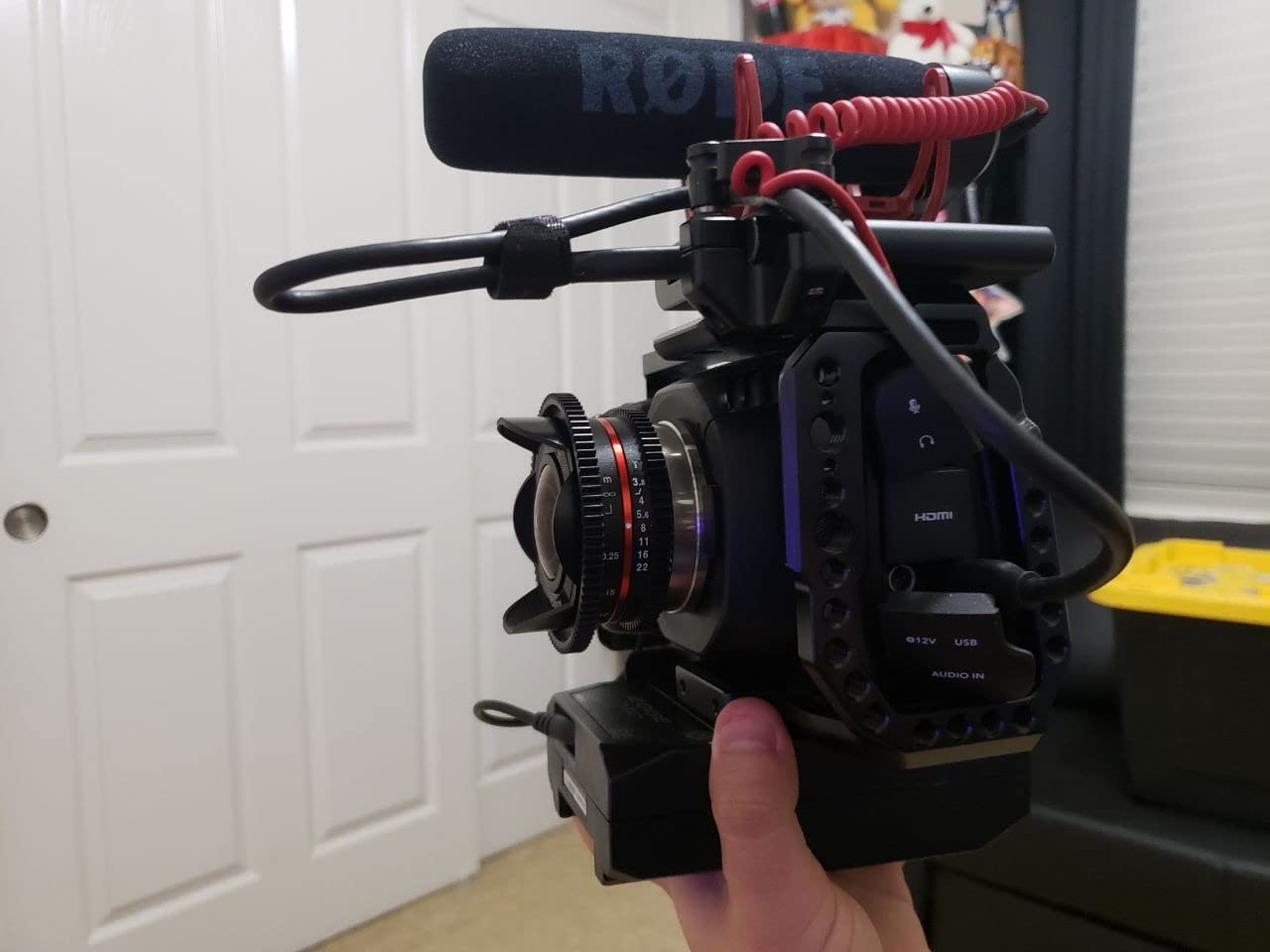 [New Version] SMALLRIG BMPCC 4K & 6K Cage for Blackmagic Design Pocket Cinema Camera 4K & 6K w/Cold Shoe, NATO Rail - 2203 | Updated version 2203 for BMPCC 4K & 6K, includes cold shoe and NATO rail. customer photo 1
