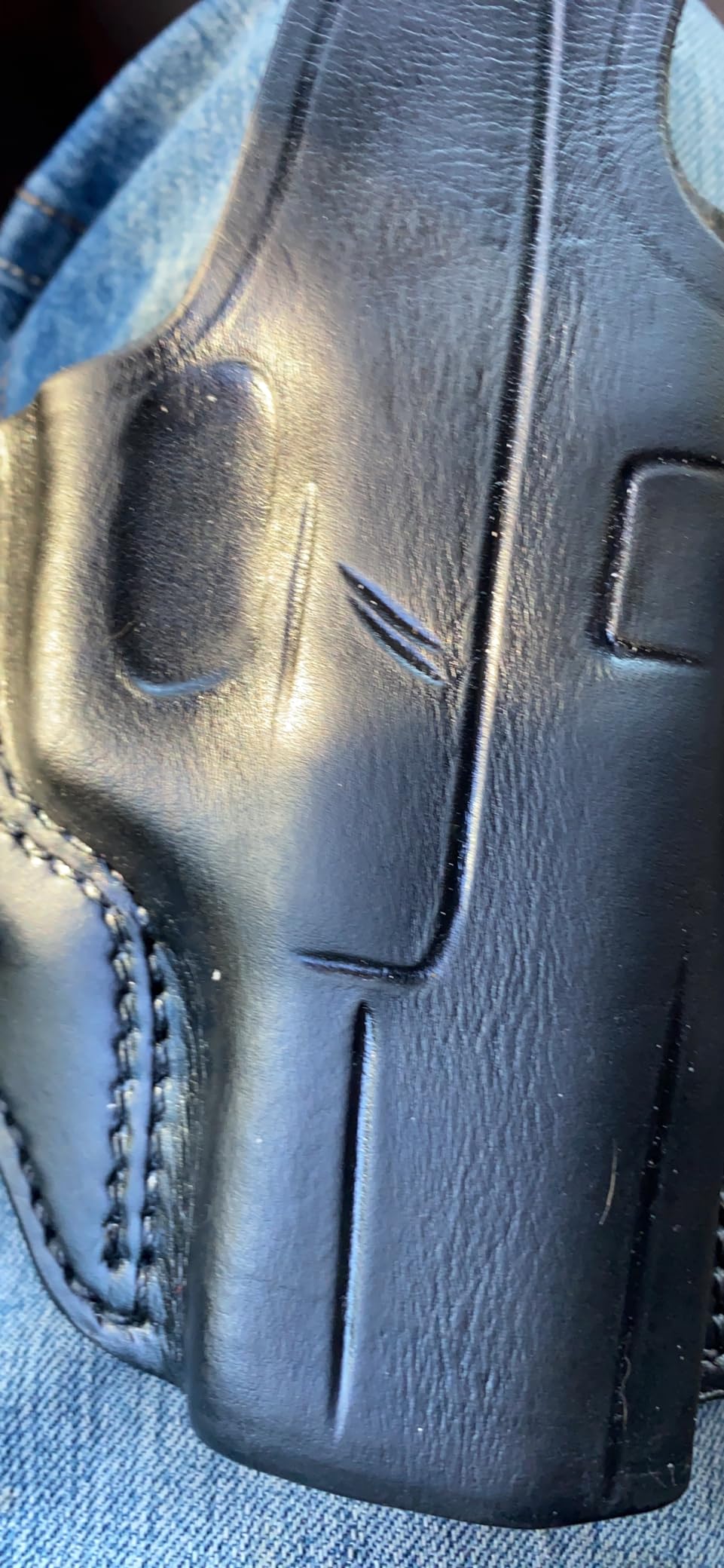 1791 Gunleather Thumb Break OWB Gun Holster Fits Glock 19, 17, 23, Sig P229 | Right-handed leather holster also fits Sig P225, P228, S&W M&P Shield 2.0, M&P 40 M2.0, Ruger SR9 and Springfield XDM customer photo 1