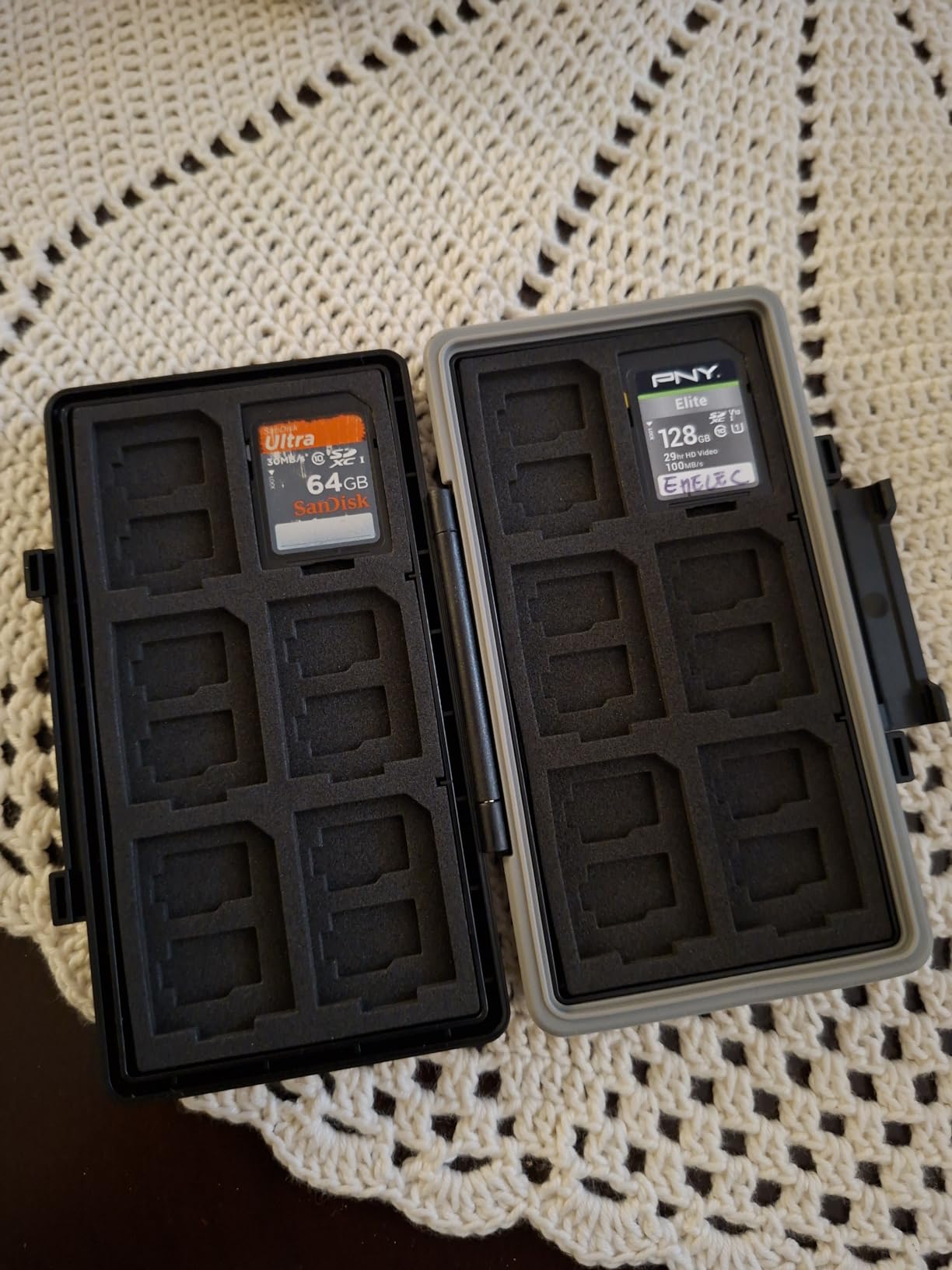 36 Slots Memory Card Case Water-Resistant Anti-Shock Memory Card Wallet for 24 Micro SD/SDXC/SDHC/TF and 12 SD Cards customer photo 2