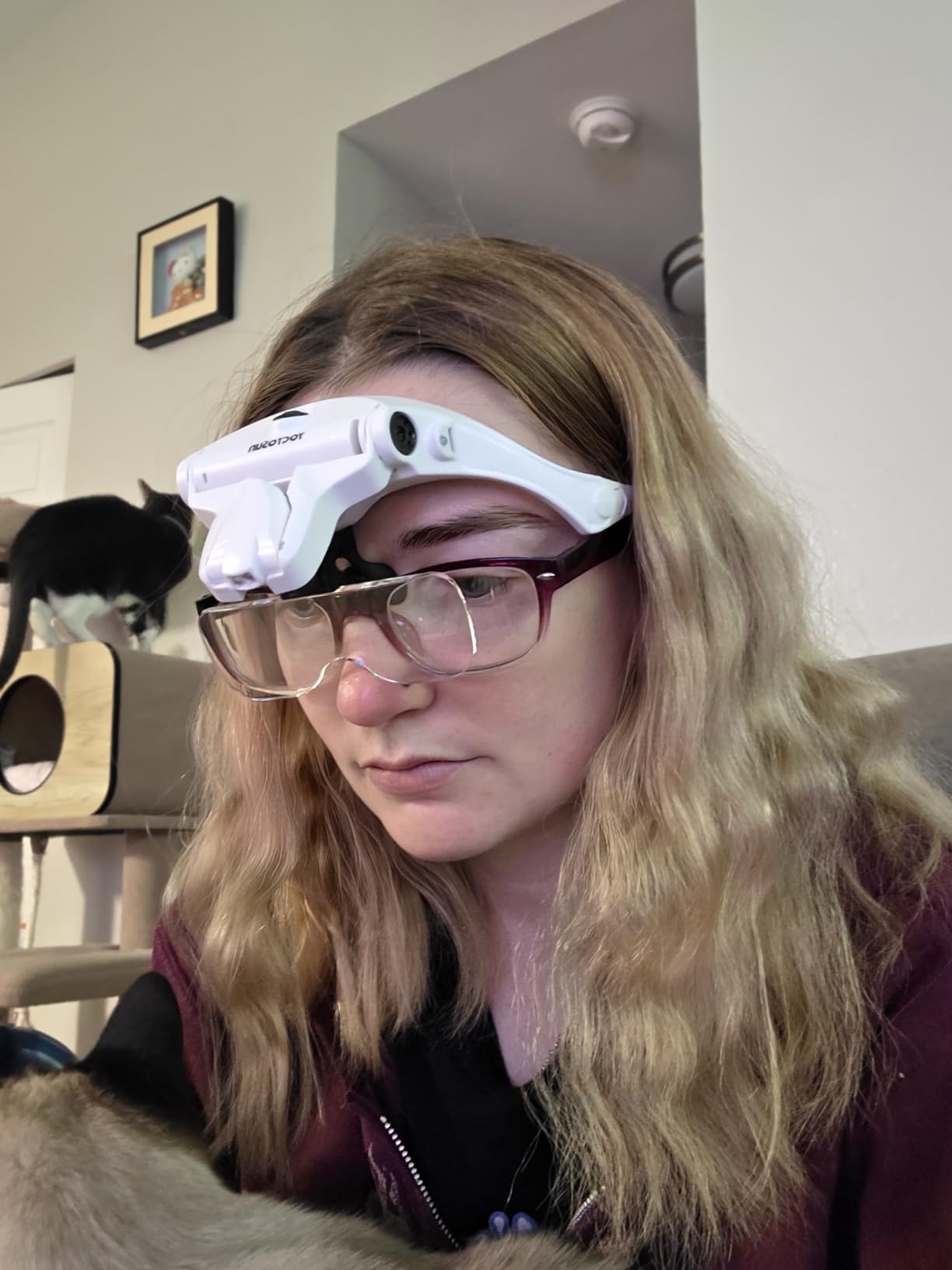 YOCTOSUN LED Head Magnifier, Rechargeable Hands Free Headband Magnifying Glasses with 2 Led, Professional Jeweler's Loupe Light Bracket and Headband are Interchangeable customer photo 2