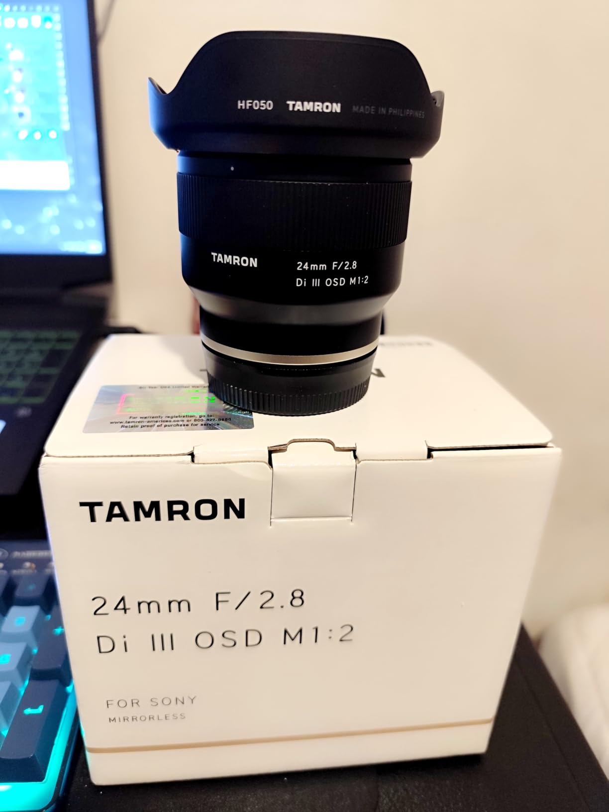 Tamron 24mm f/2.8 Di III OSD M1:2 Lens for Sony Full Frame/APS-C E-Mount Mirrorless Camera customer photo 1
