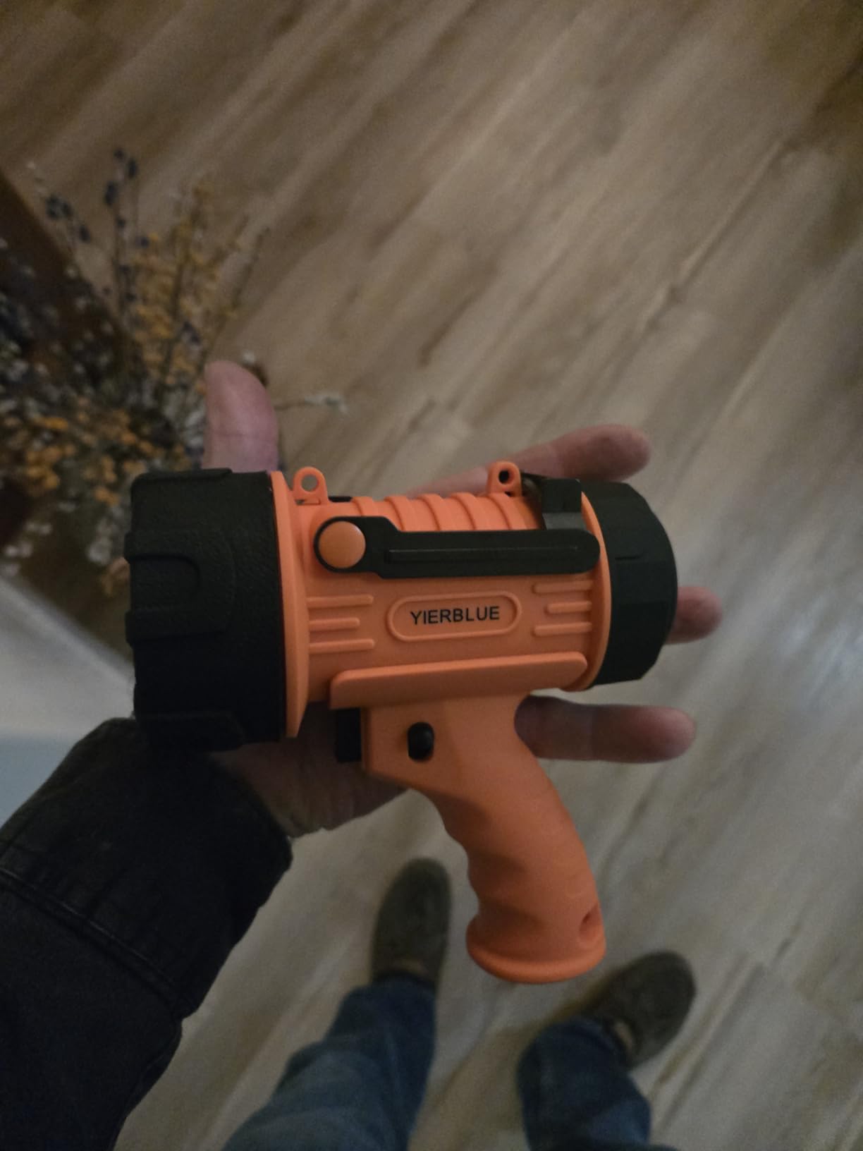 YIERBLUE Rechargeable Spotlight, Handheld Rechargeable Flashlight 200,000 Lumens LED, IP67 Waterproof 12 Hours Running for Boating, Camping, Hunting customer photo 1