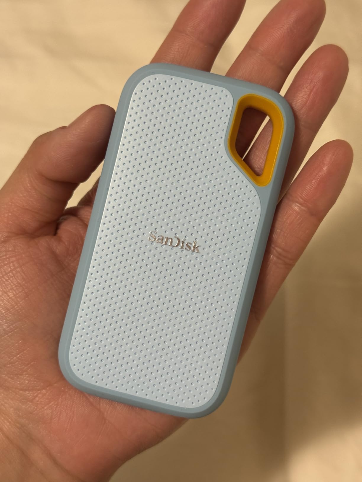 SANDISK 2TB Extreme Portable SSD - Up to 1050MB/s, USB-C, USB 3.2 Gen 2, IP65 Water and Dust Resistance, Updated Firmware - External Solid State Drive - SDSSDE61-2T00-G25 customer photo 2