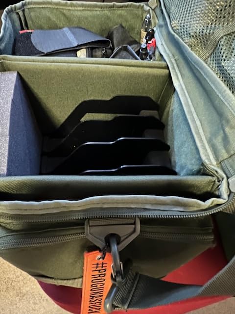 DSLEAF Tactical Gun Range Bag for 4 Handguns, Pistol Range Bag for Shooting | 6x Magazine Slots, Lockable Zipper customer photo 1