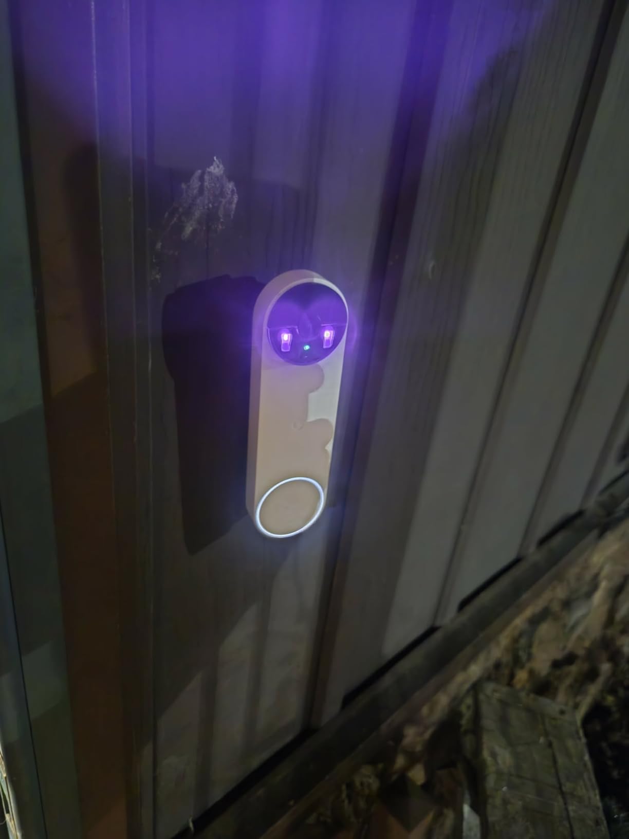 Google Nest Doorbell (Battery) - Snow | 6x digital zoom video doorbell, HD, 24/7 live view, Night vision, HDR, works with Google Home & Gemini customer photo 1