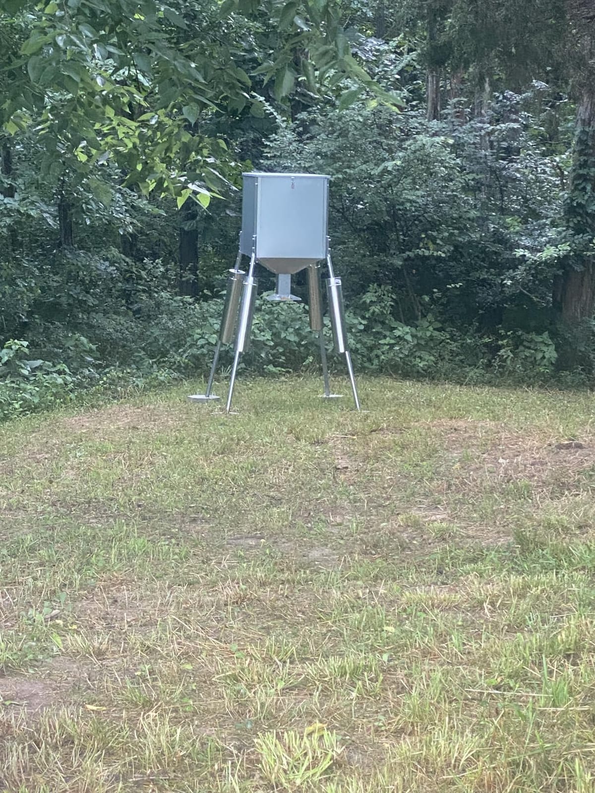 HECASA Steel 450LB Capacity Big Game Gravity Deer Feeder Galvanized Hunting w/o Foot Kit customer photo 1